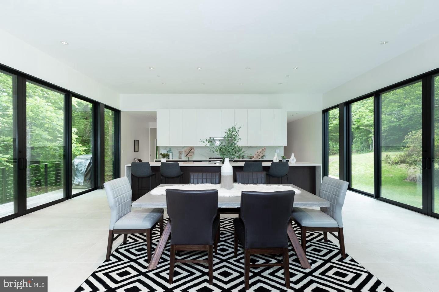 DARNESTOWN OUTSIDE - Residential