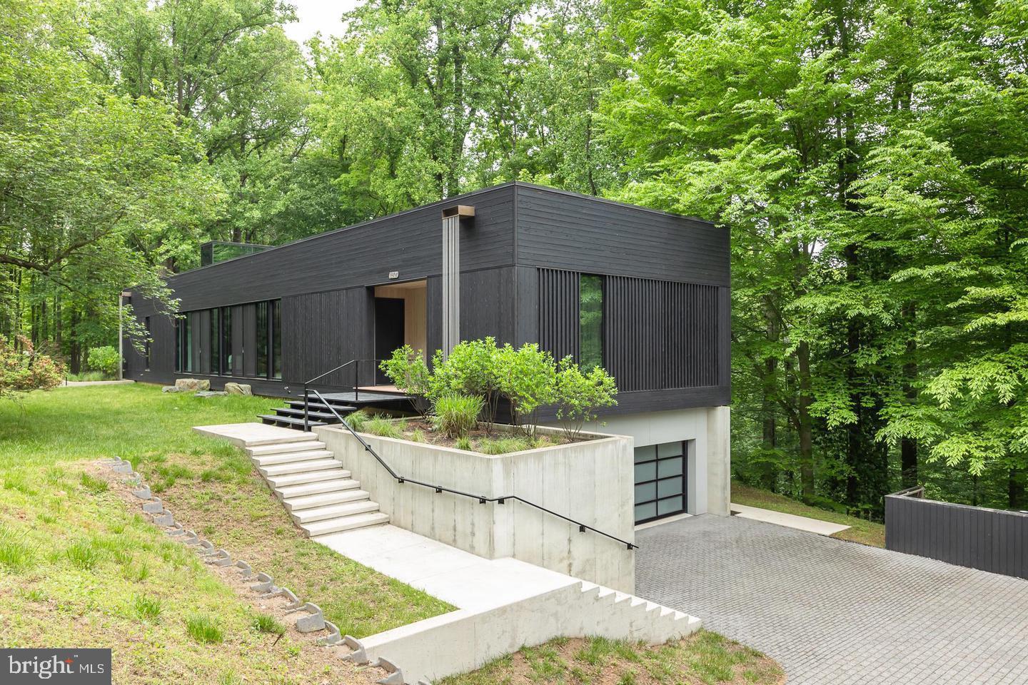 DARNESTOWN OUTSIDE - Residential