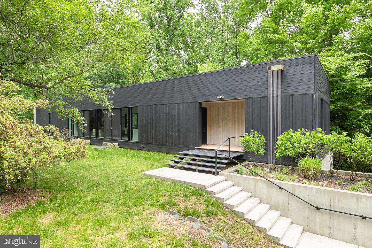 DARNESTOWN OUTSIDE - Residential