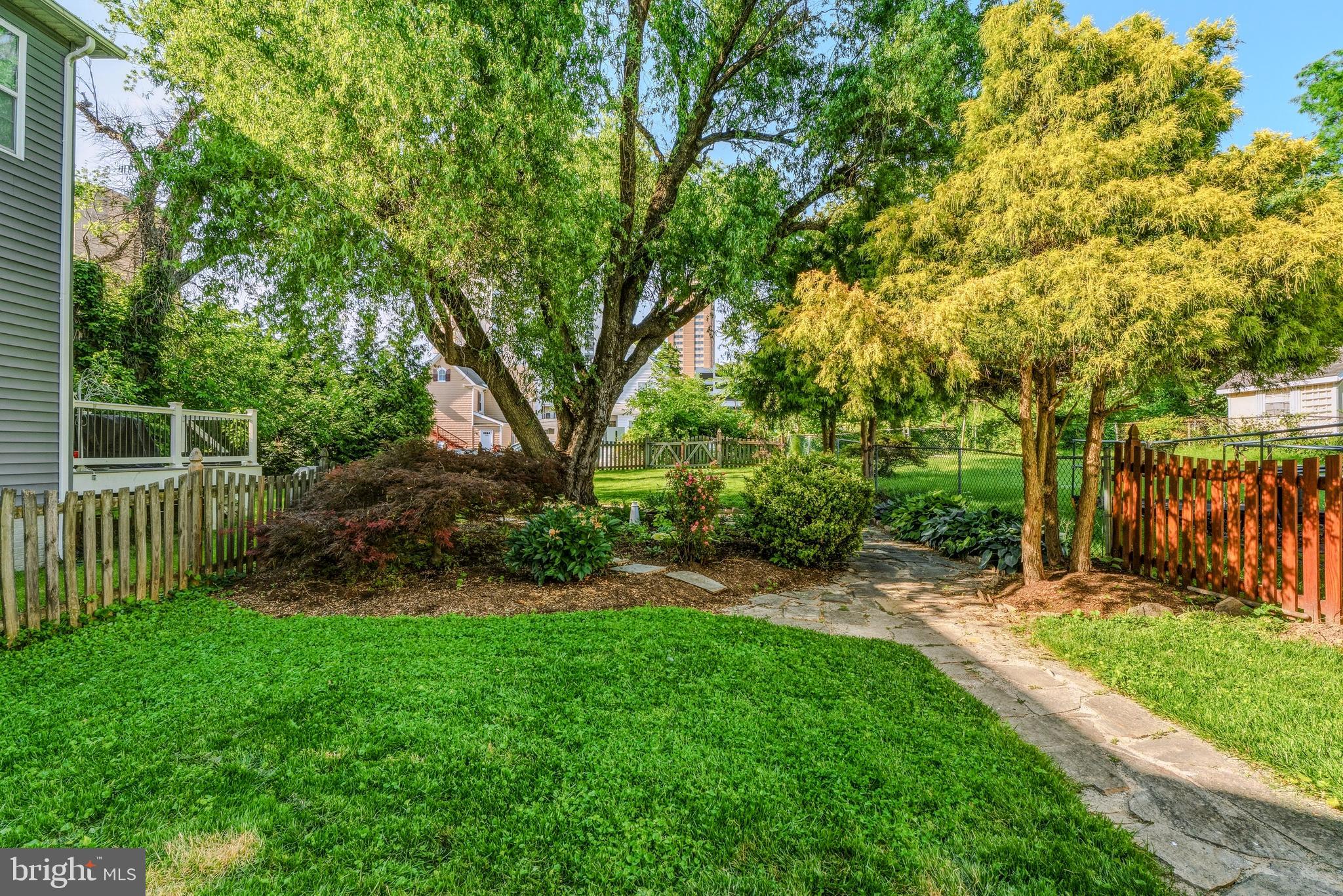 EAST TOWSON - Residential