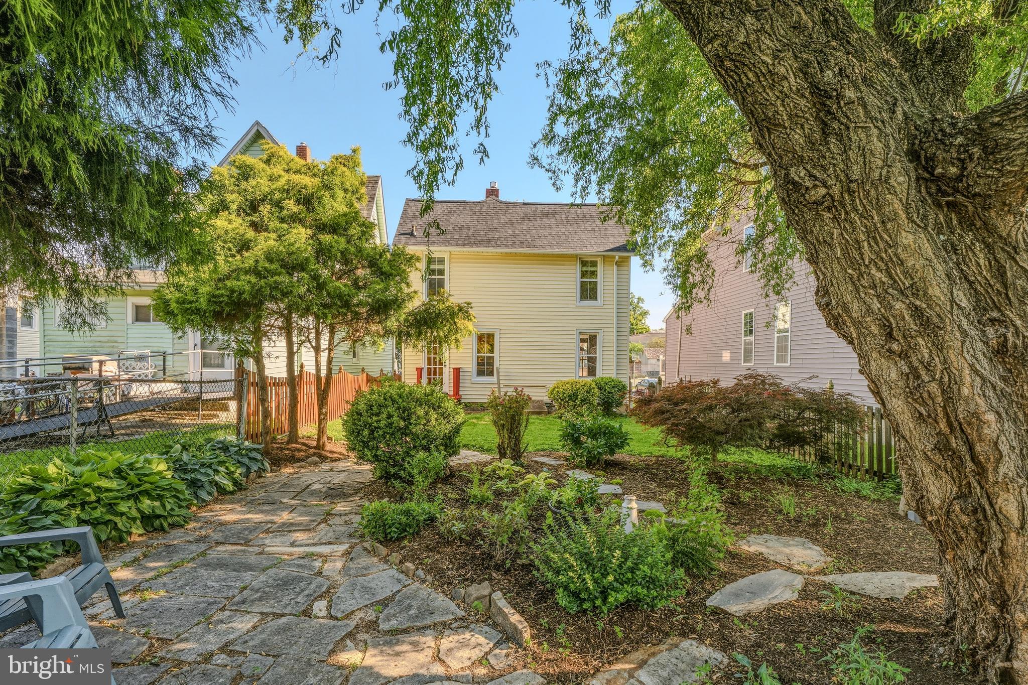EAST TOWSON - Residential
