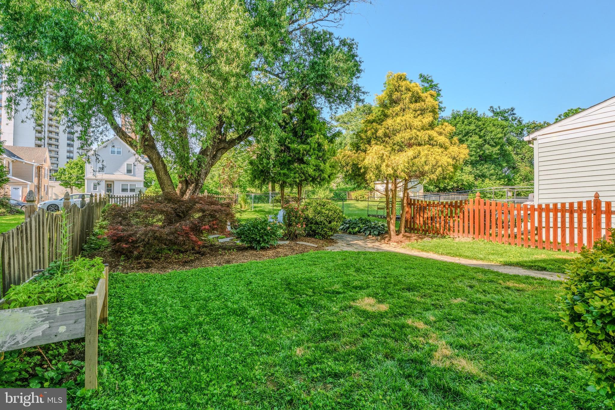 EAST TOWSON - Residential