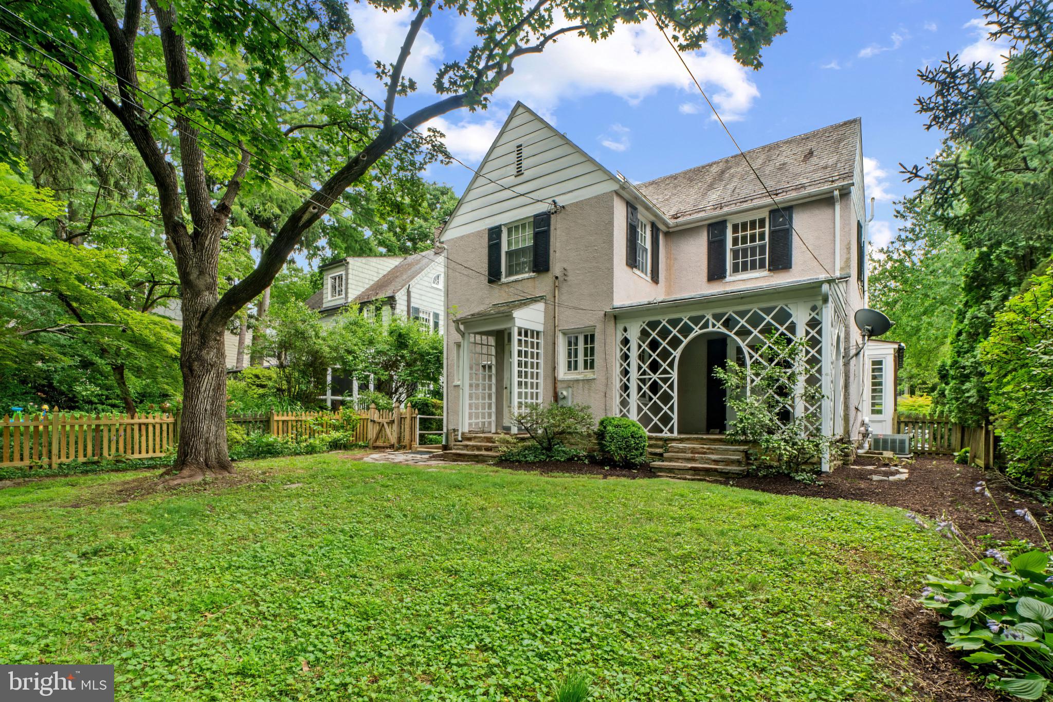 GREATER HOMELAND HISTORIC DISTRICT - Residential