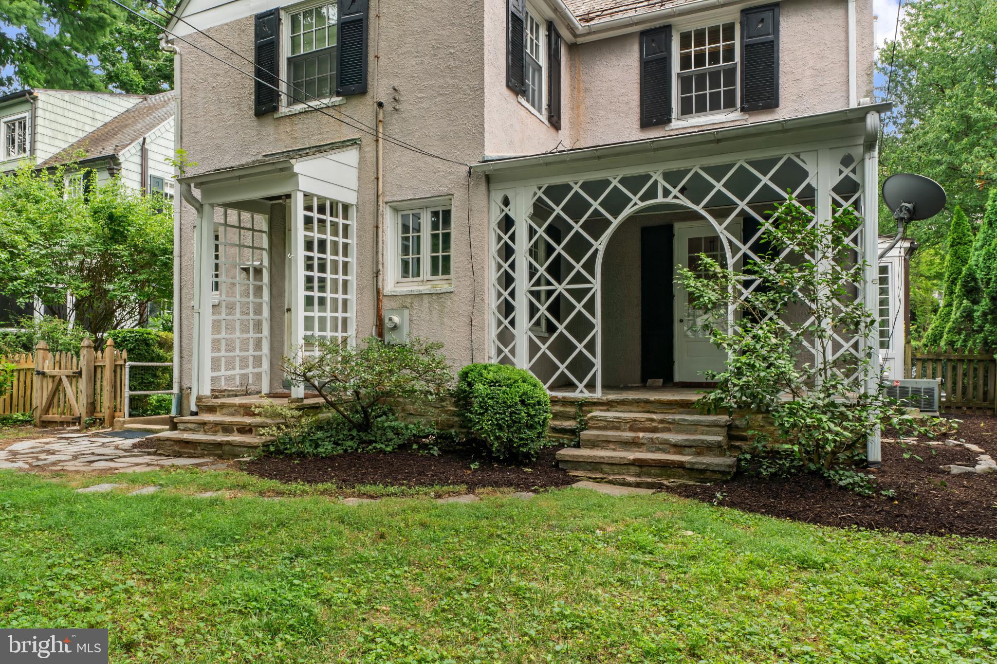 GREATER HOMELAND HISTORIC DISTRICT - Residential