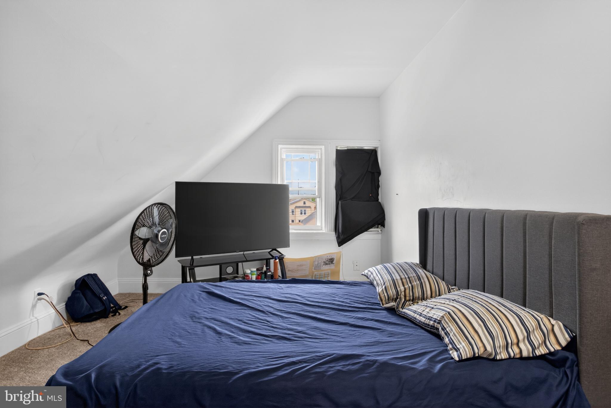 COLLINGSWOOD - Residential