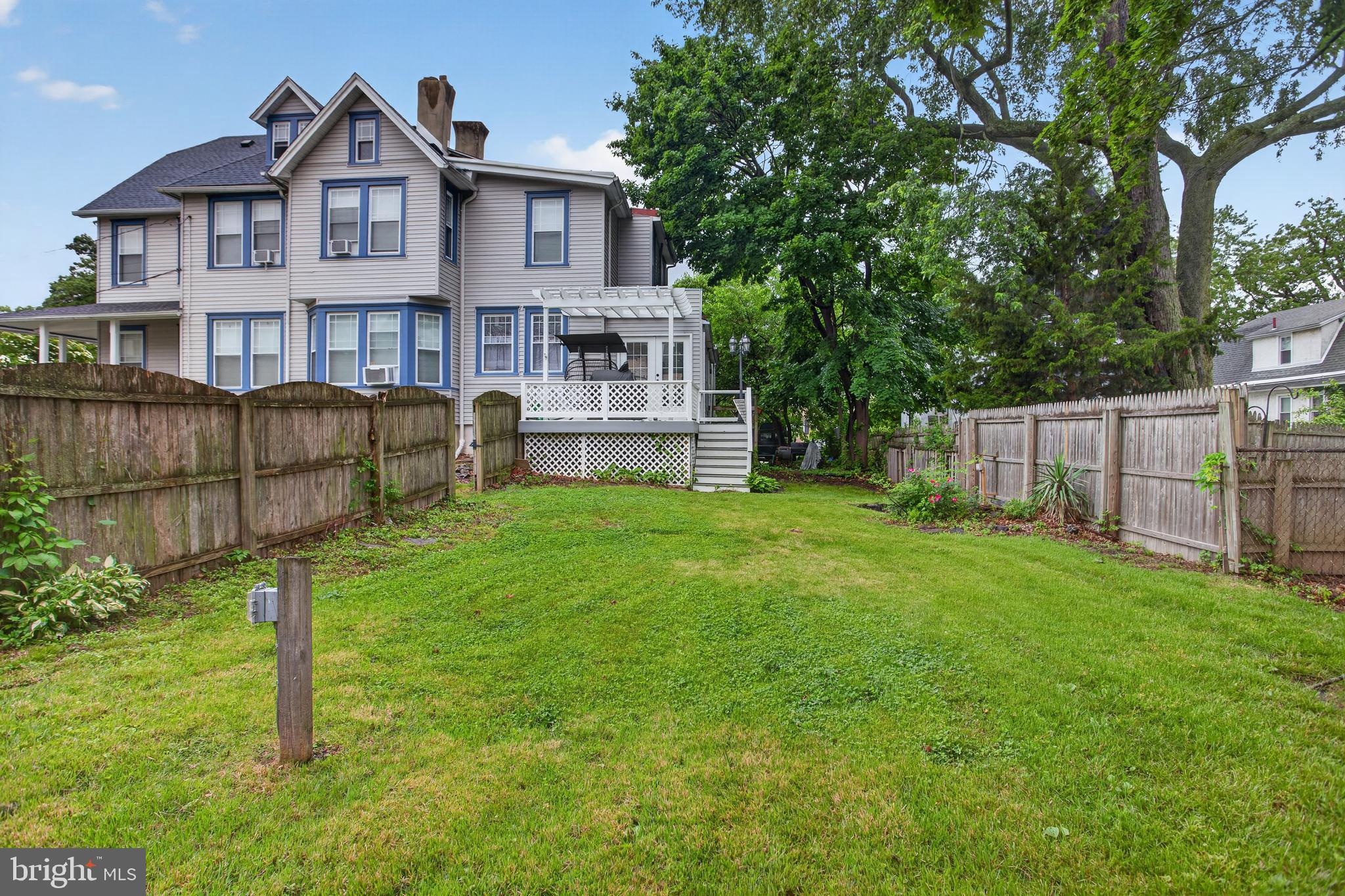 COLLINGSWOOD - Residential