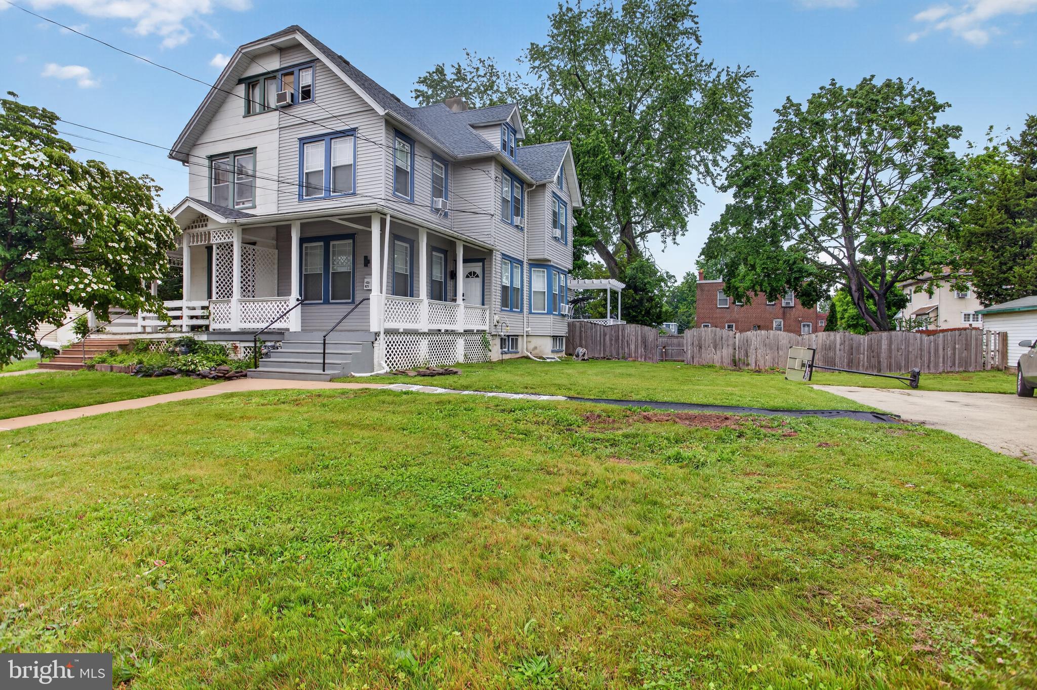 COLLINGSWOOD - Residential