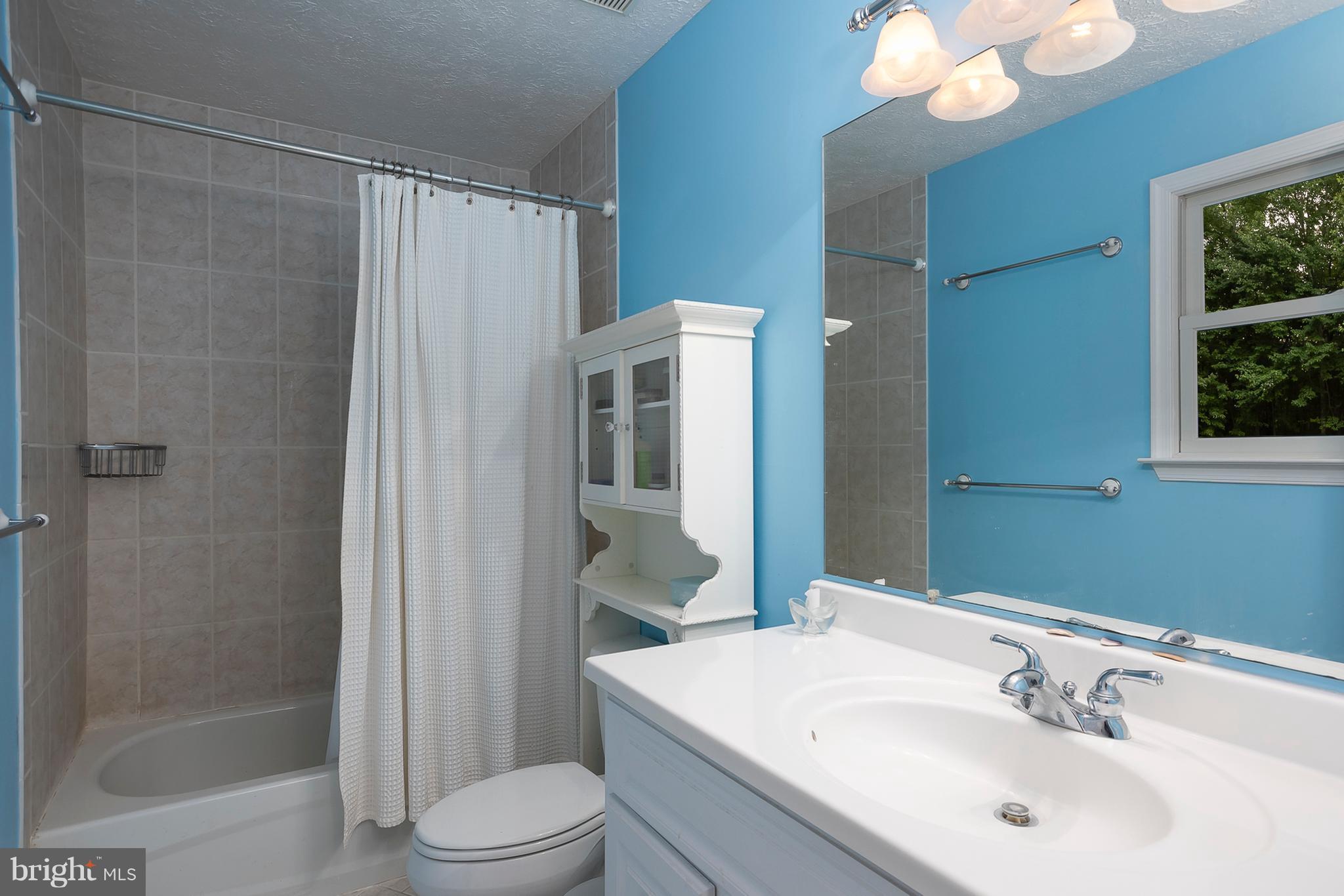 TIFFANY WOODS - Residential