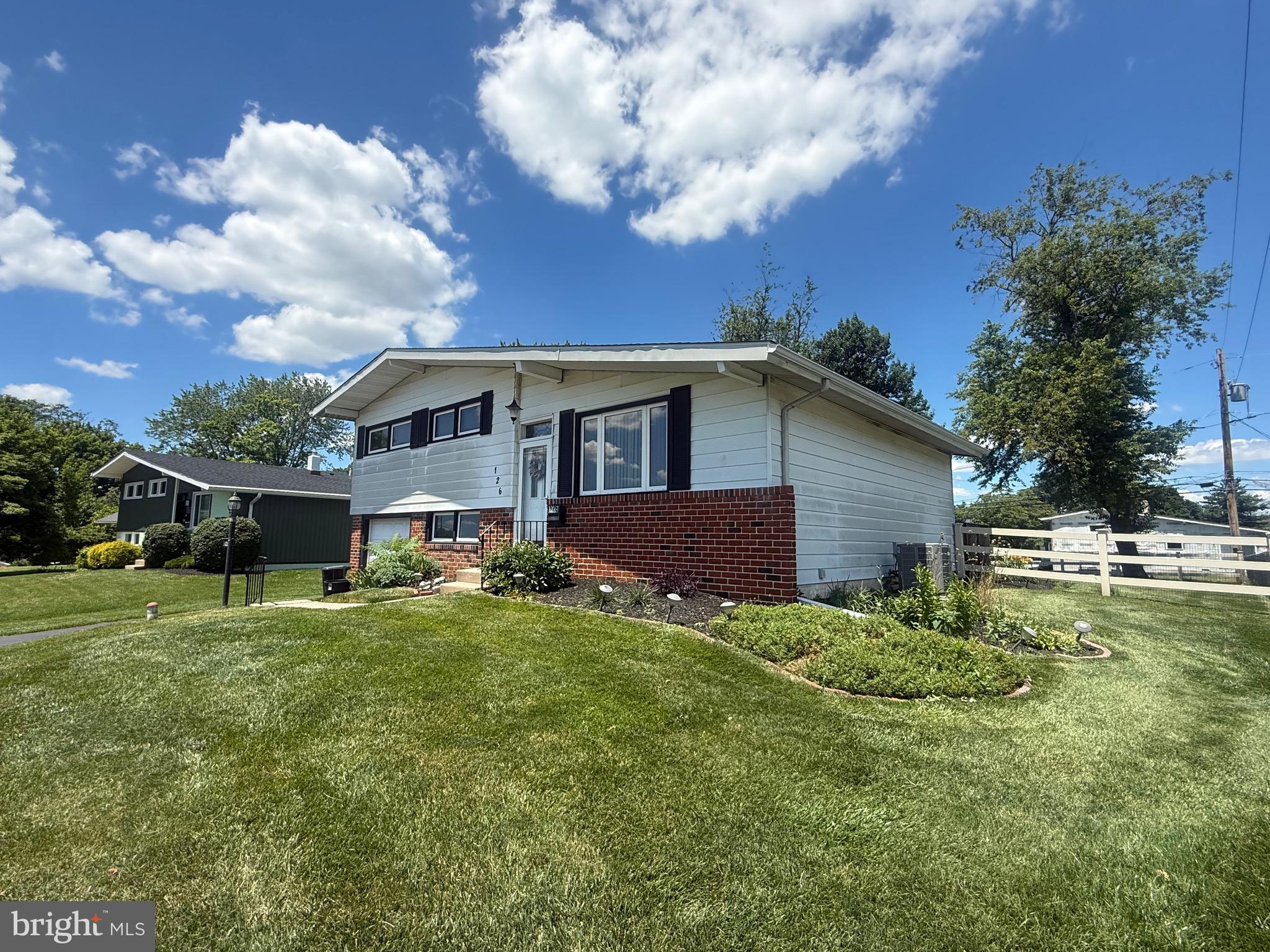 PLYMOUTH PARK - Residential