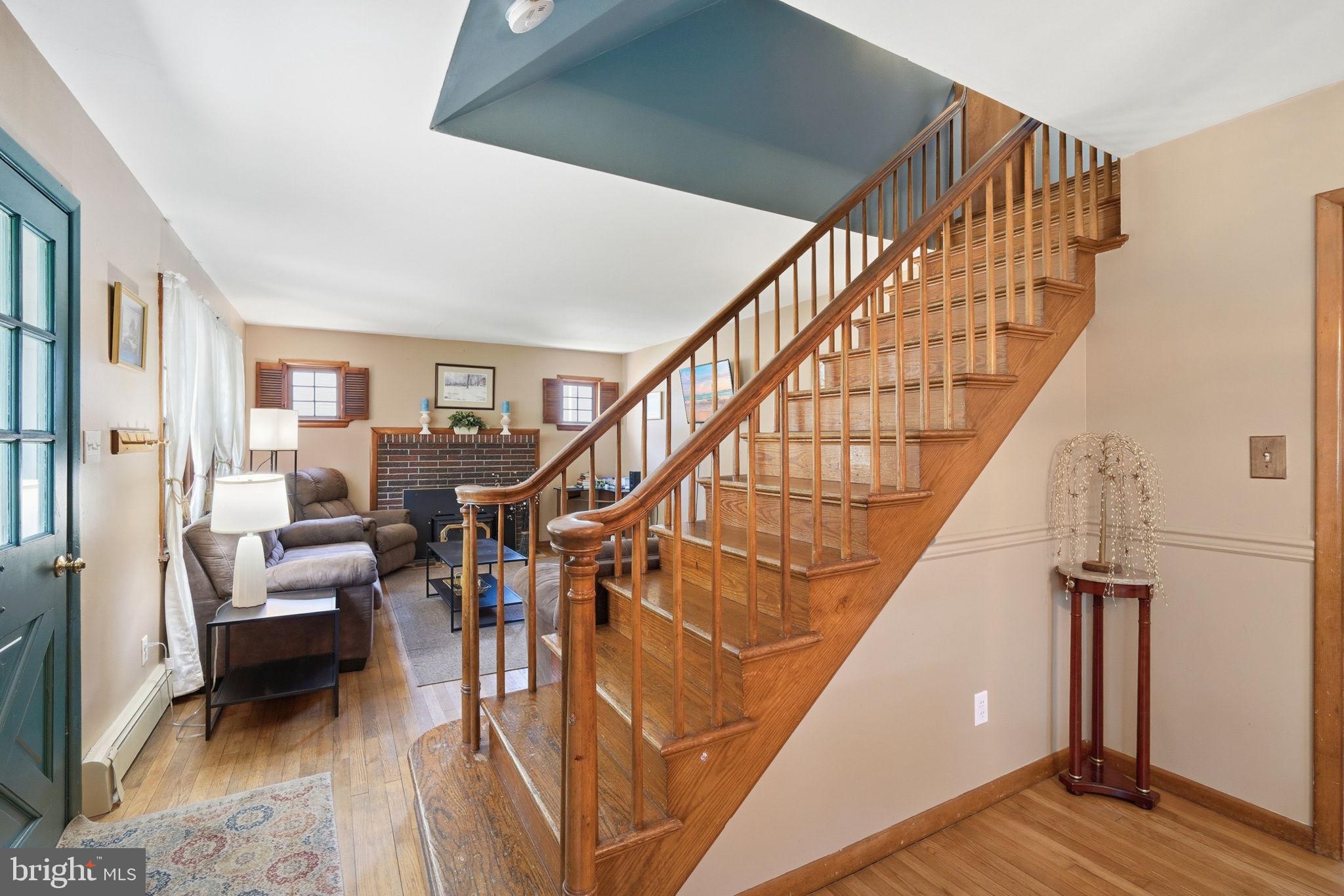 ROCK HALL - Residential