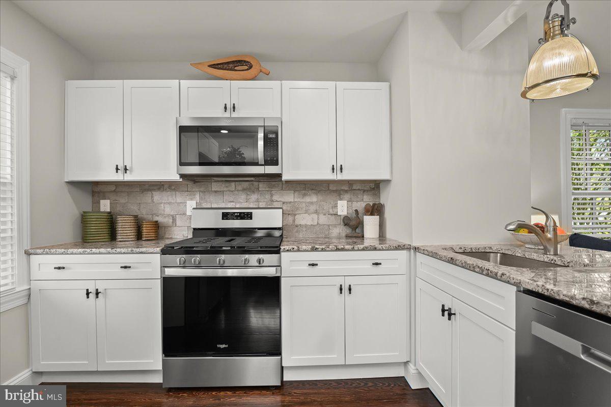 EASTON - Residential