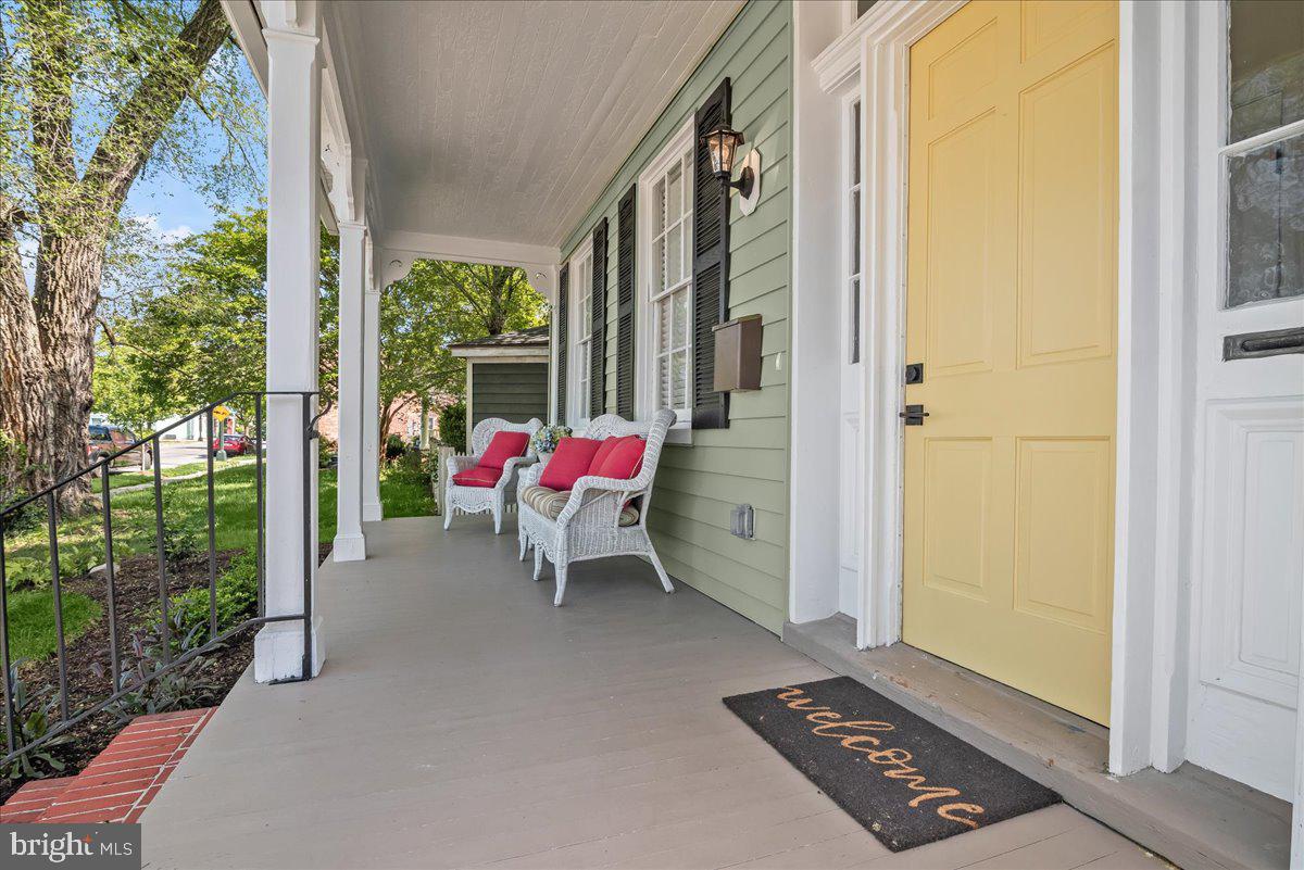 EASTON - Residential