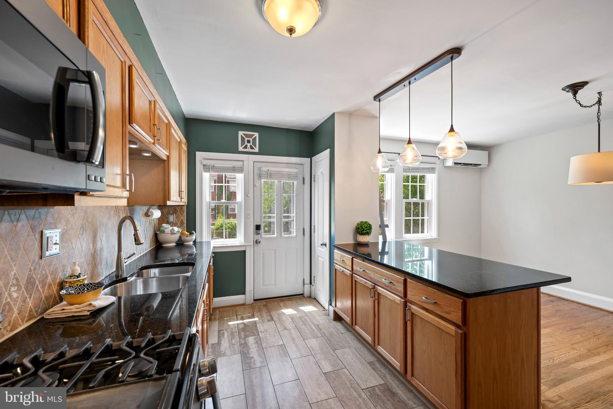 SHADY NOOK - Residential