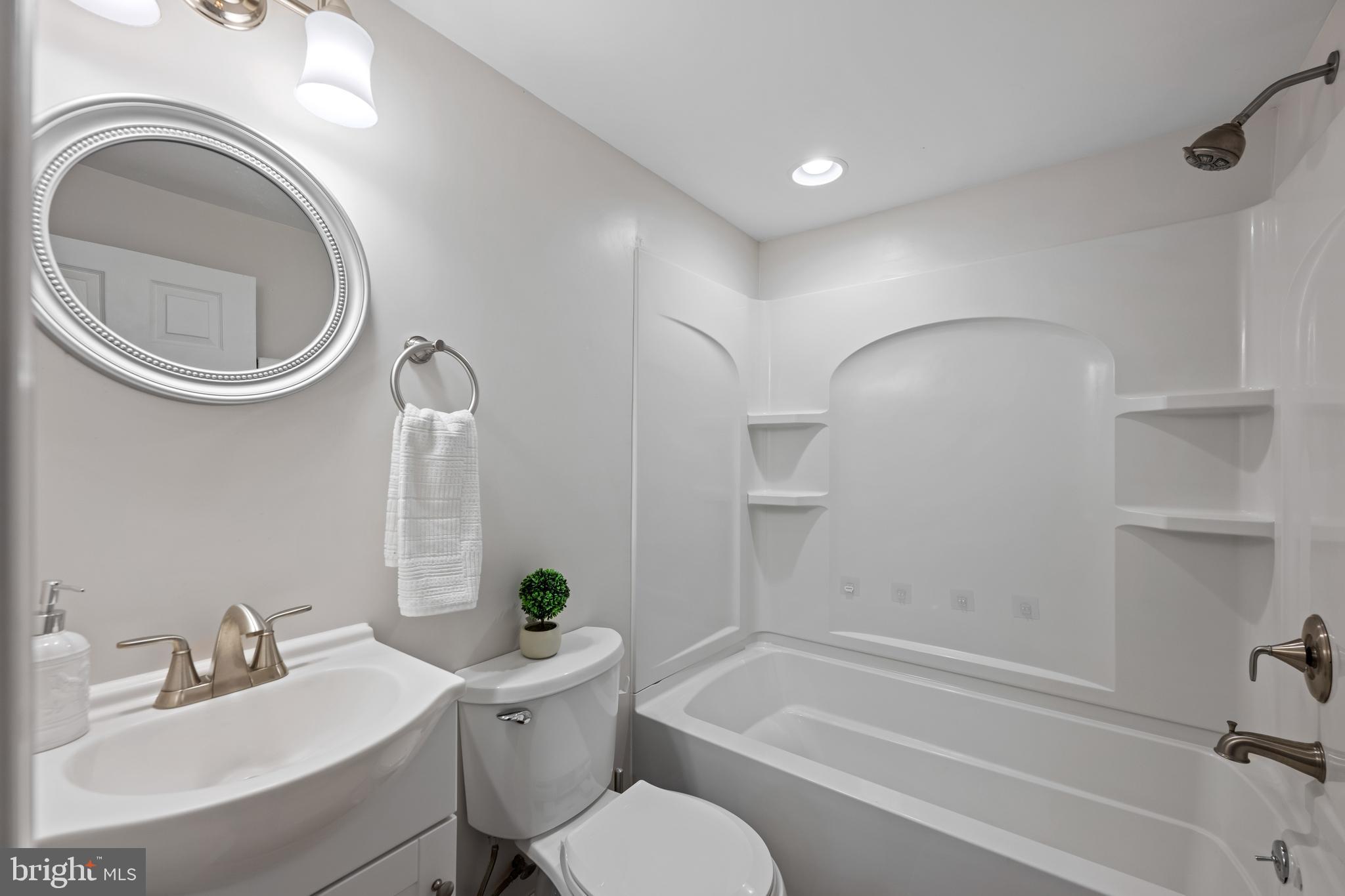 SHADY NOOK - Residential