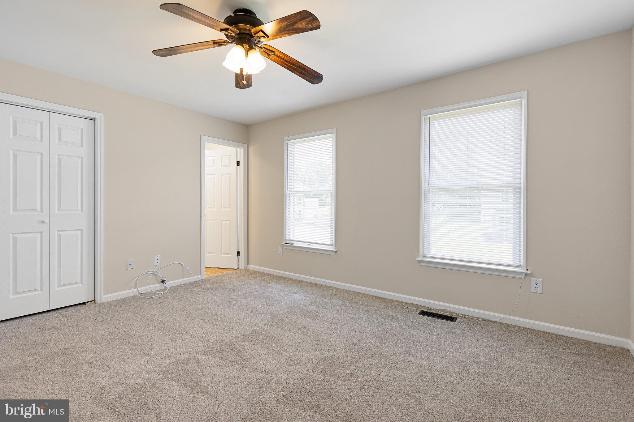 FOREST KNOLL - Residential