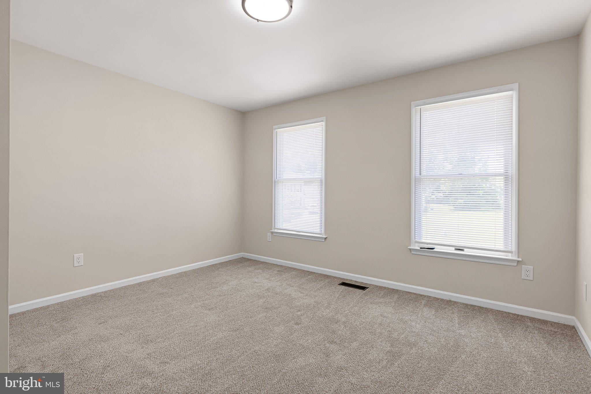 FOREST KNOLL - Residential