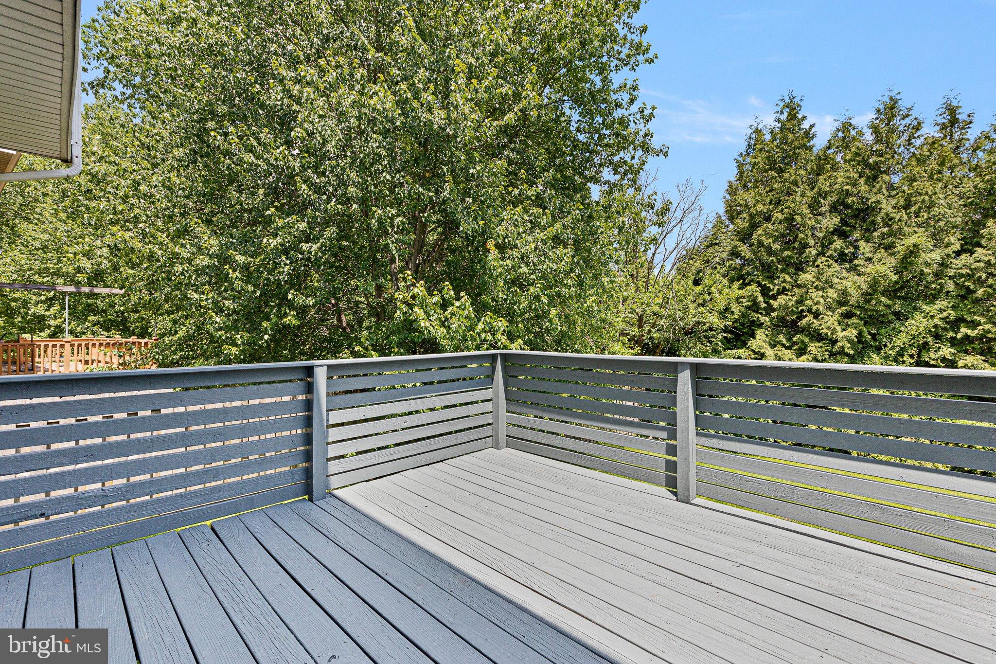 FOREST KNOLL - Residential