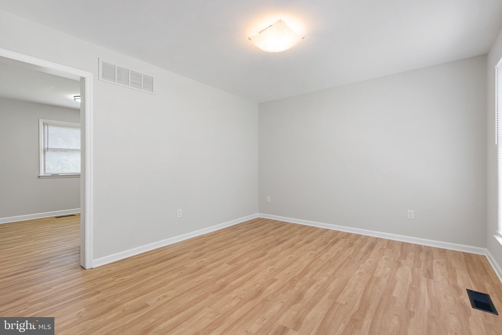 FOREST KNOLL - Residential