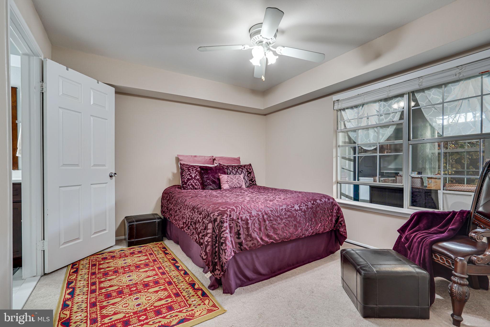 POINTE AT PARK CENTER - Residential