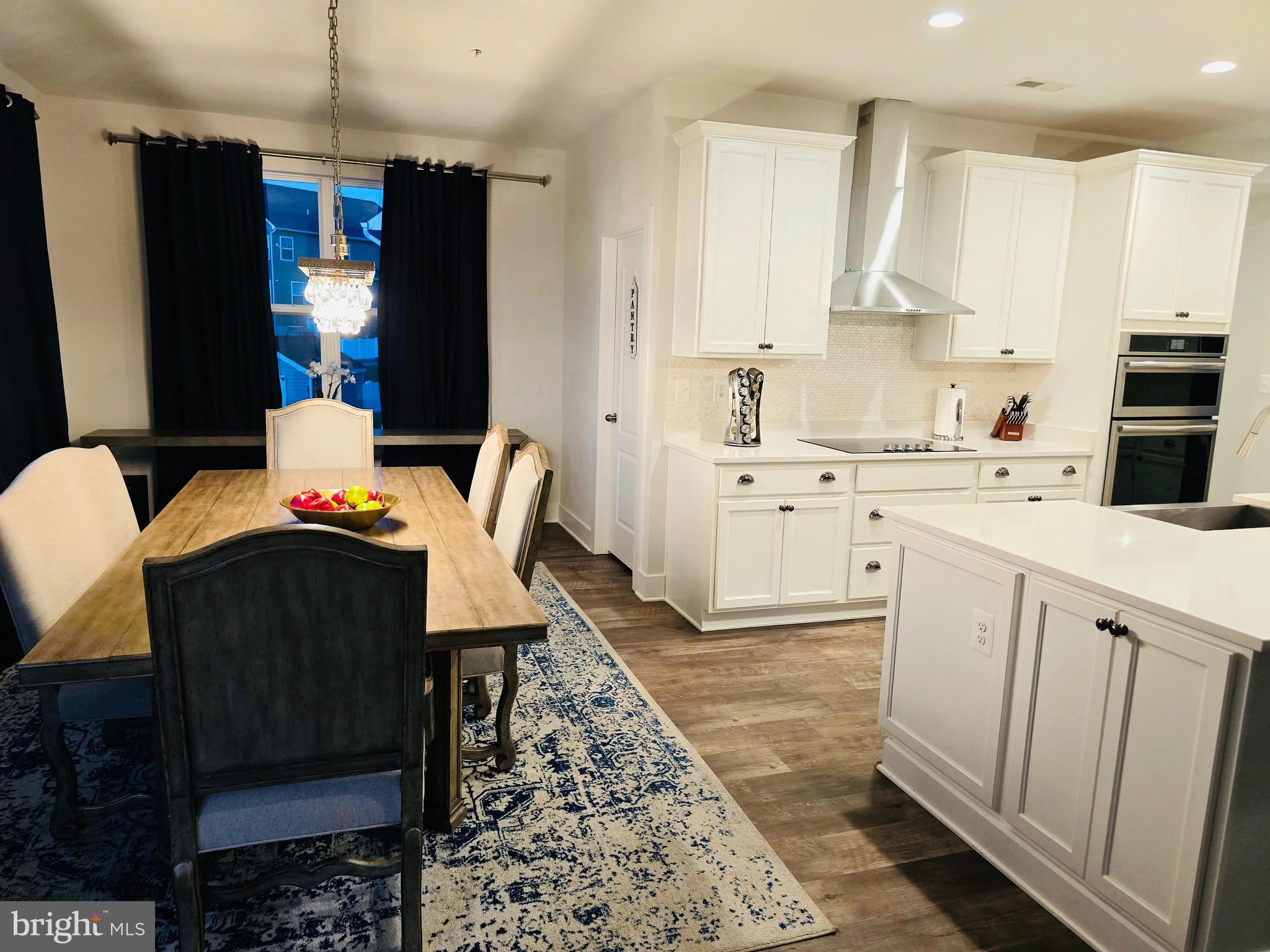 MEADE'S CROSSING - Residential