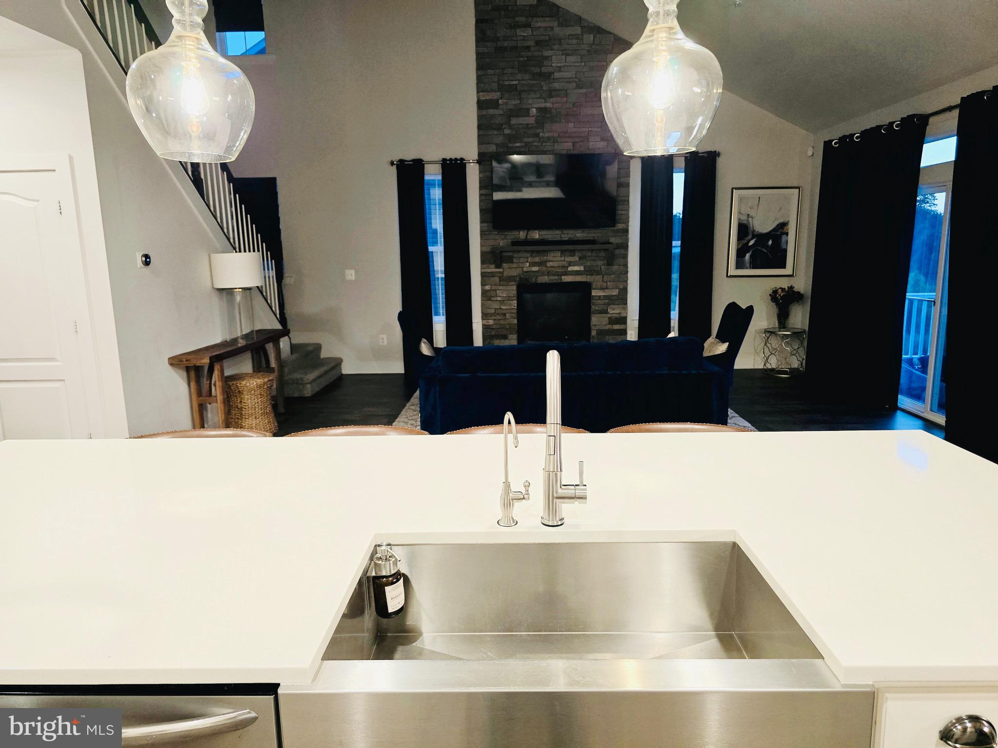 MEADE'S CROSSING - Residential
