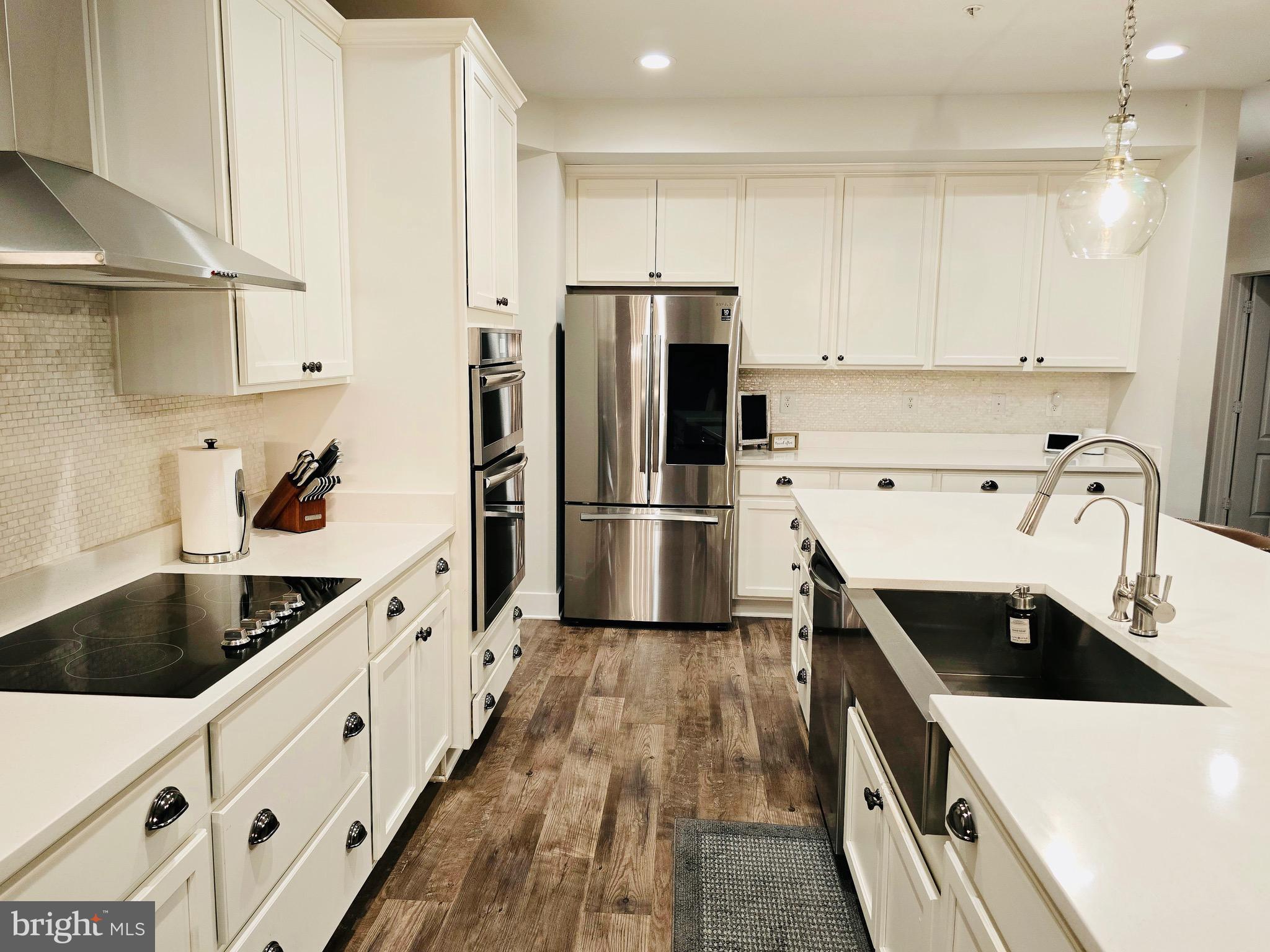 MEADE'S CROSSING - Residential