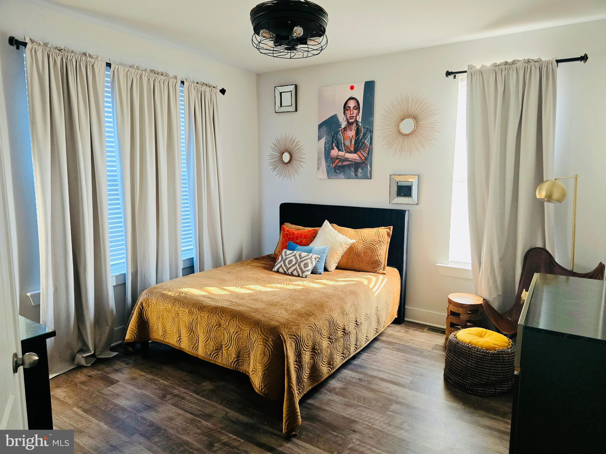 MEADE'S CROSSING - Residential