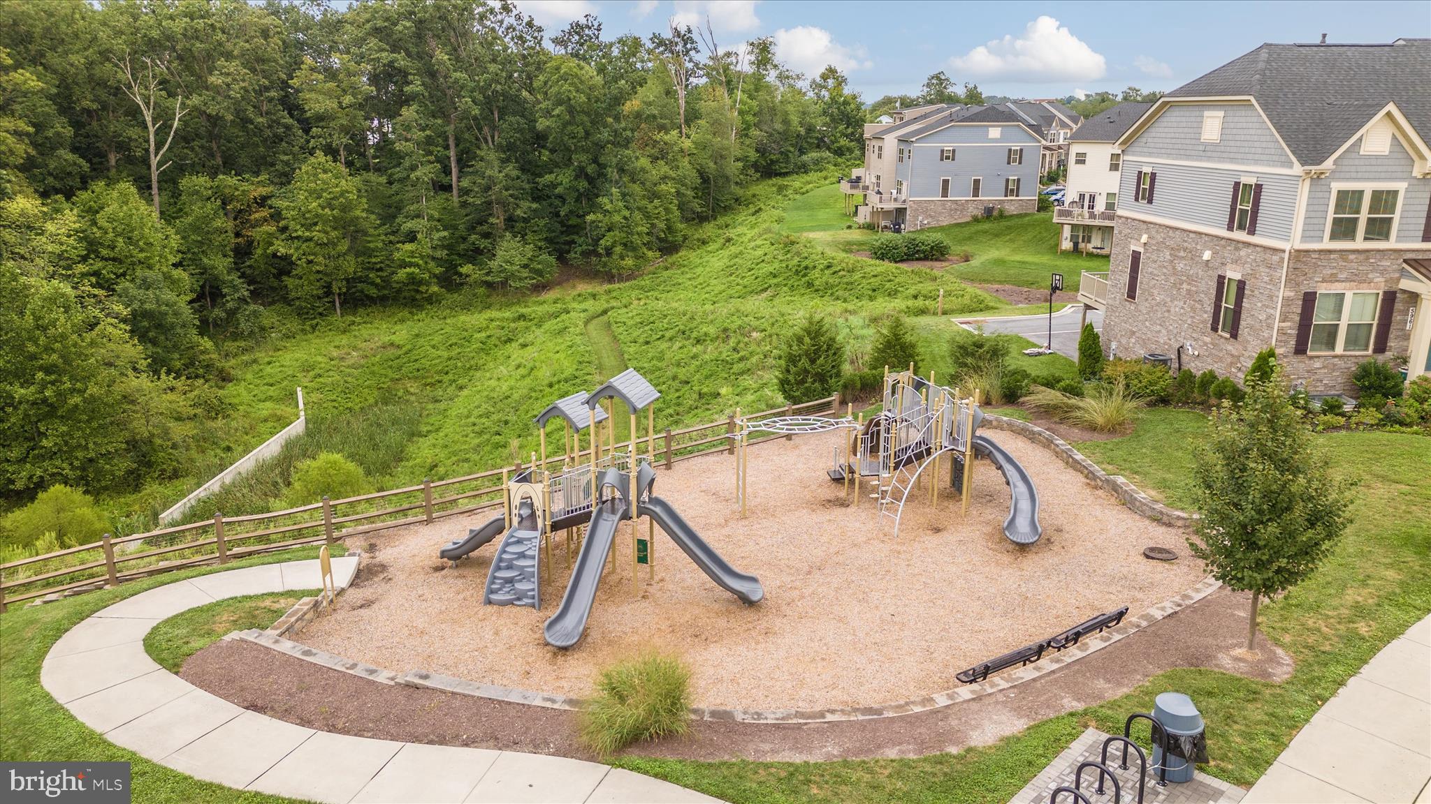 LAKE LINGANORE OAKDALE - Residential