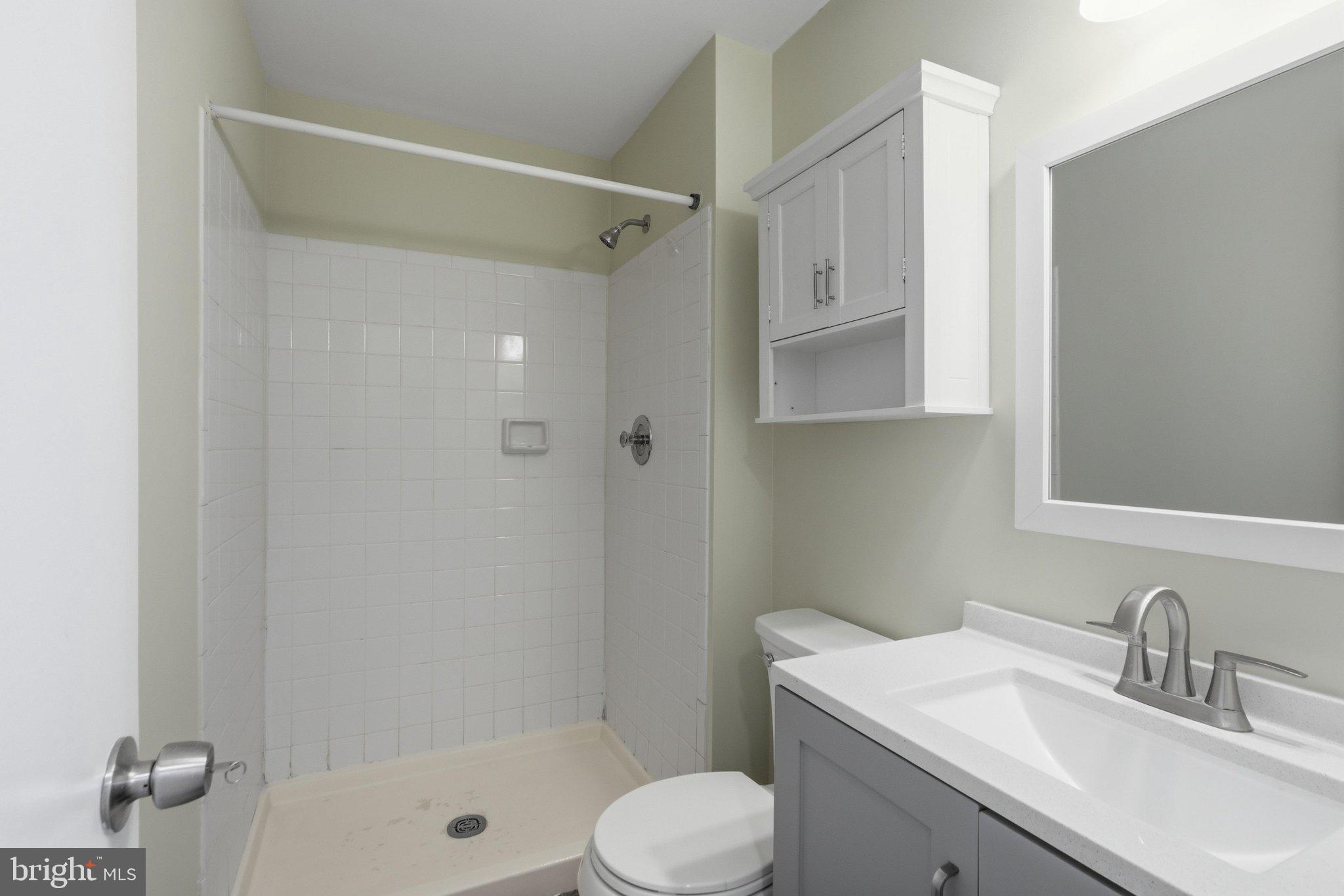 OAKWOOD COMMONS AT BURKE - Residential