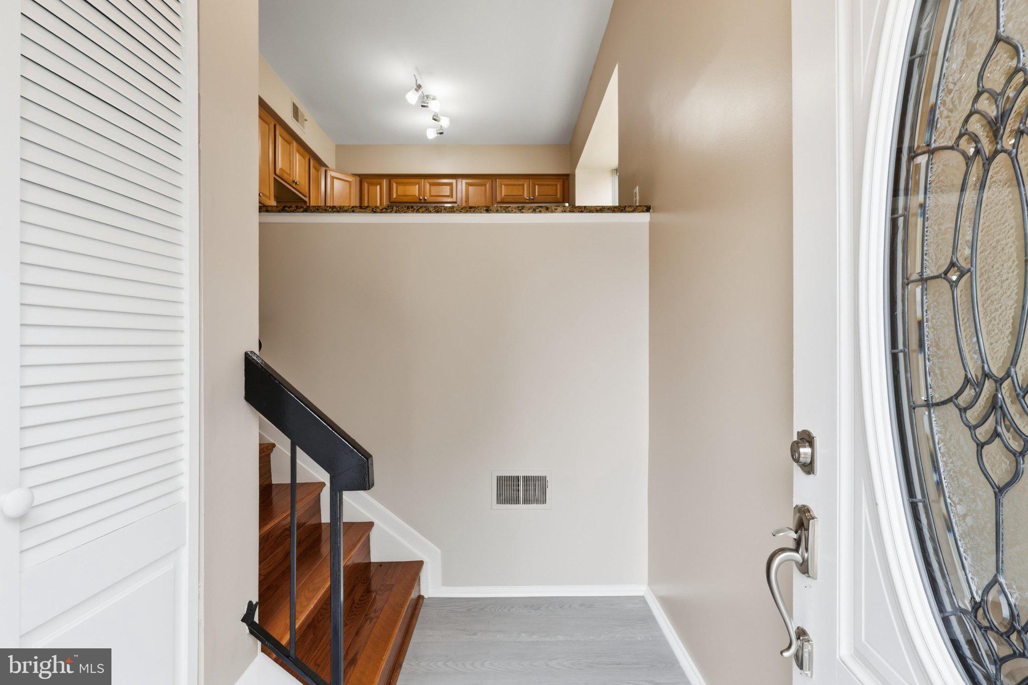 OAKWOOD COMMONS AT BURKE - Residential