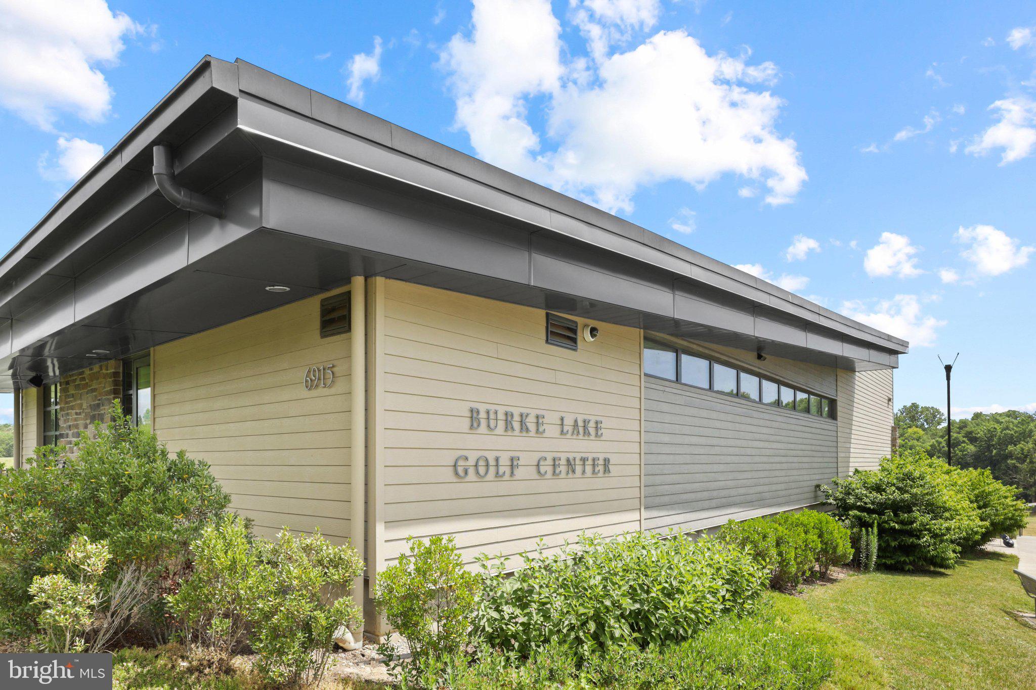 OAKWOOD COMMONS AT BURKE - Residential