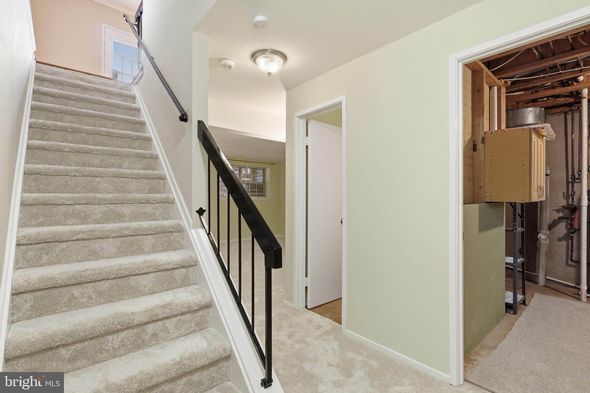 OAKWOOD COMMONS AT BURKE - Residential