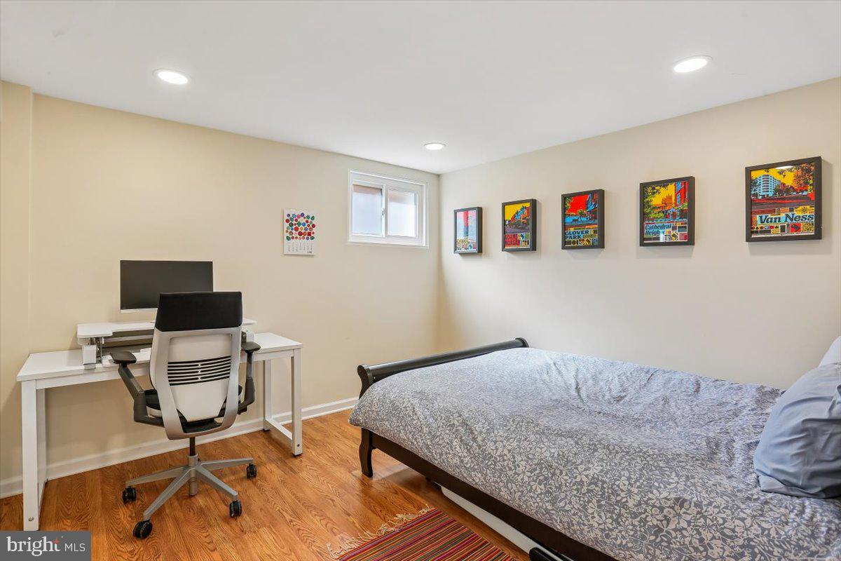 GARRETT PARK ESTATES - Residential