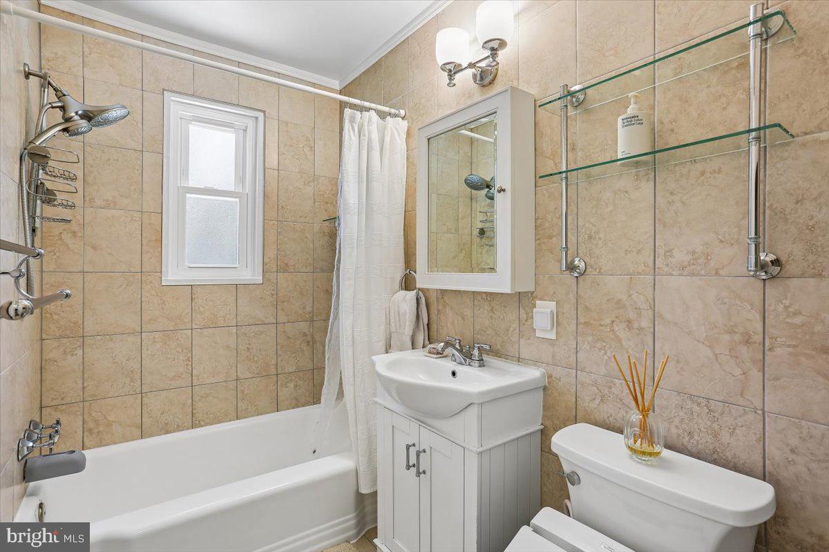 GARRETT PARK ESTATES - Residential