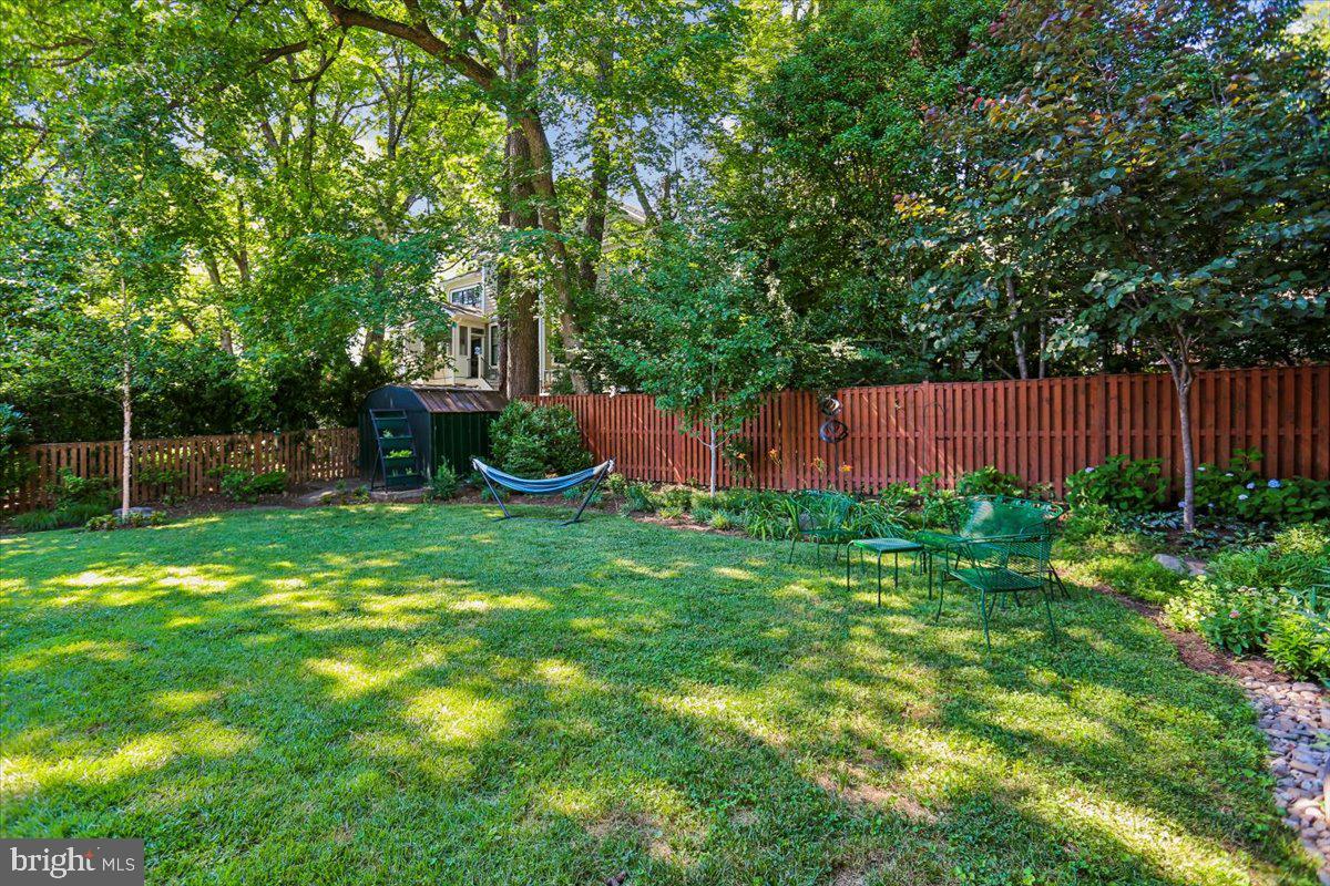 GARRETT PARK ESTATES - Residential