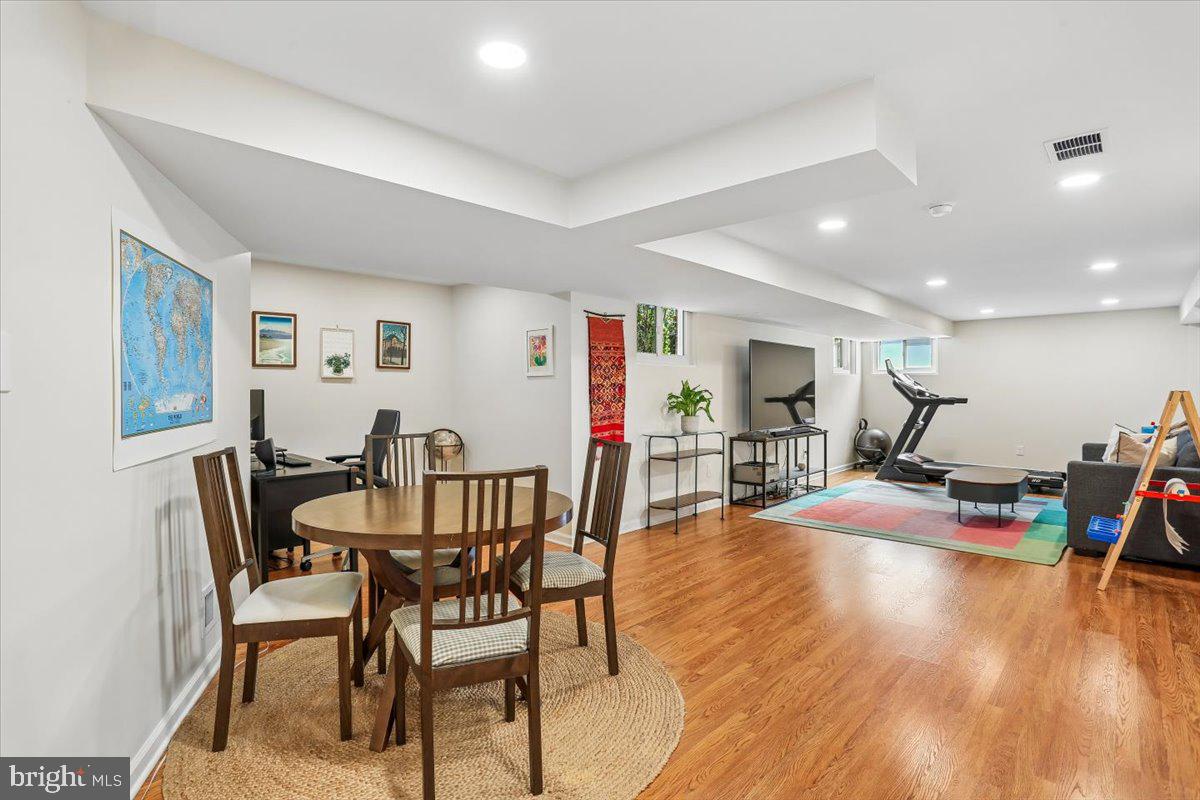 GARRETT PARK ESTATES - Residential