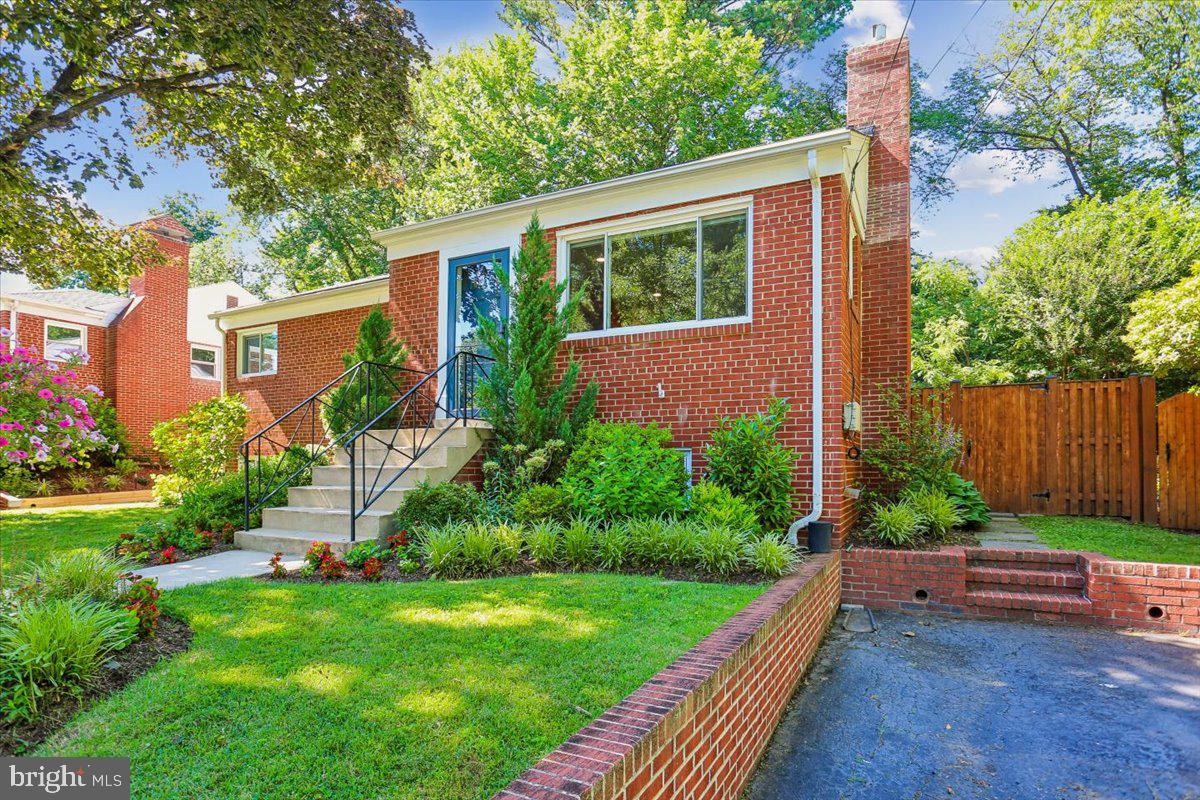 GARRETT PARK ESTATES - Residential