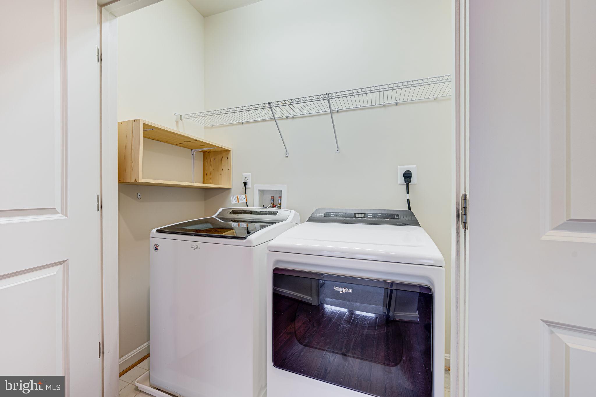 MADISON CRESCENT CONDOMINIUM - Residential Lease