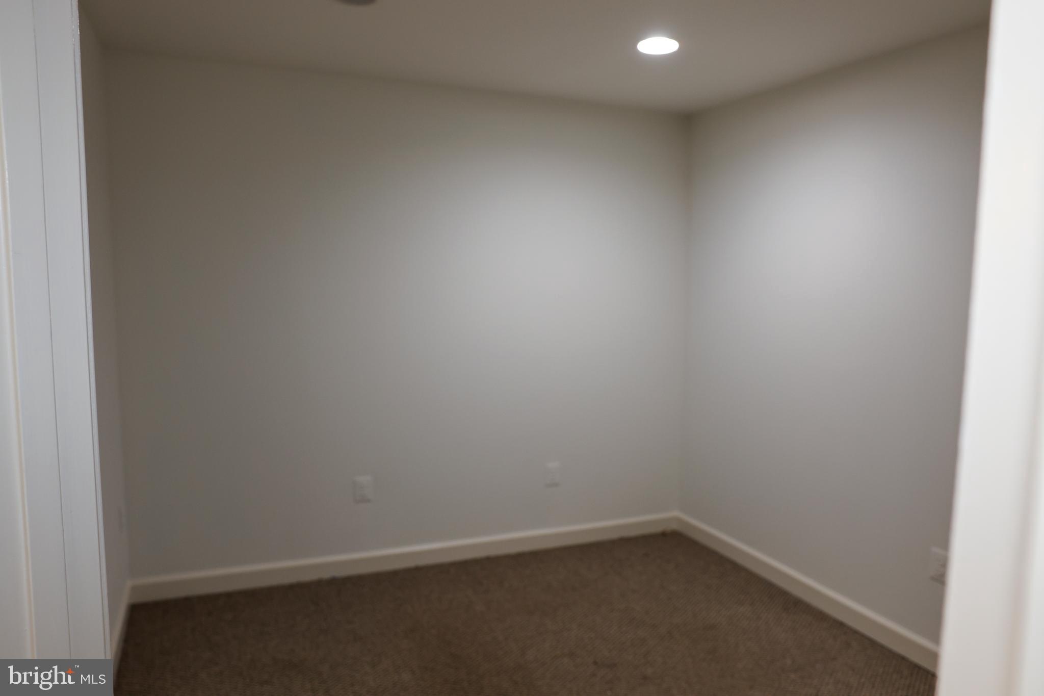 MANASSAS PARK - Residential