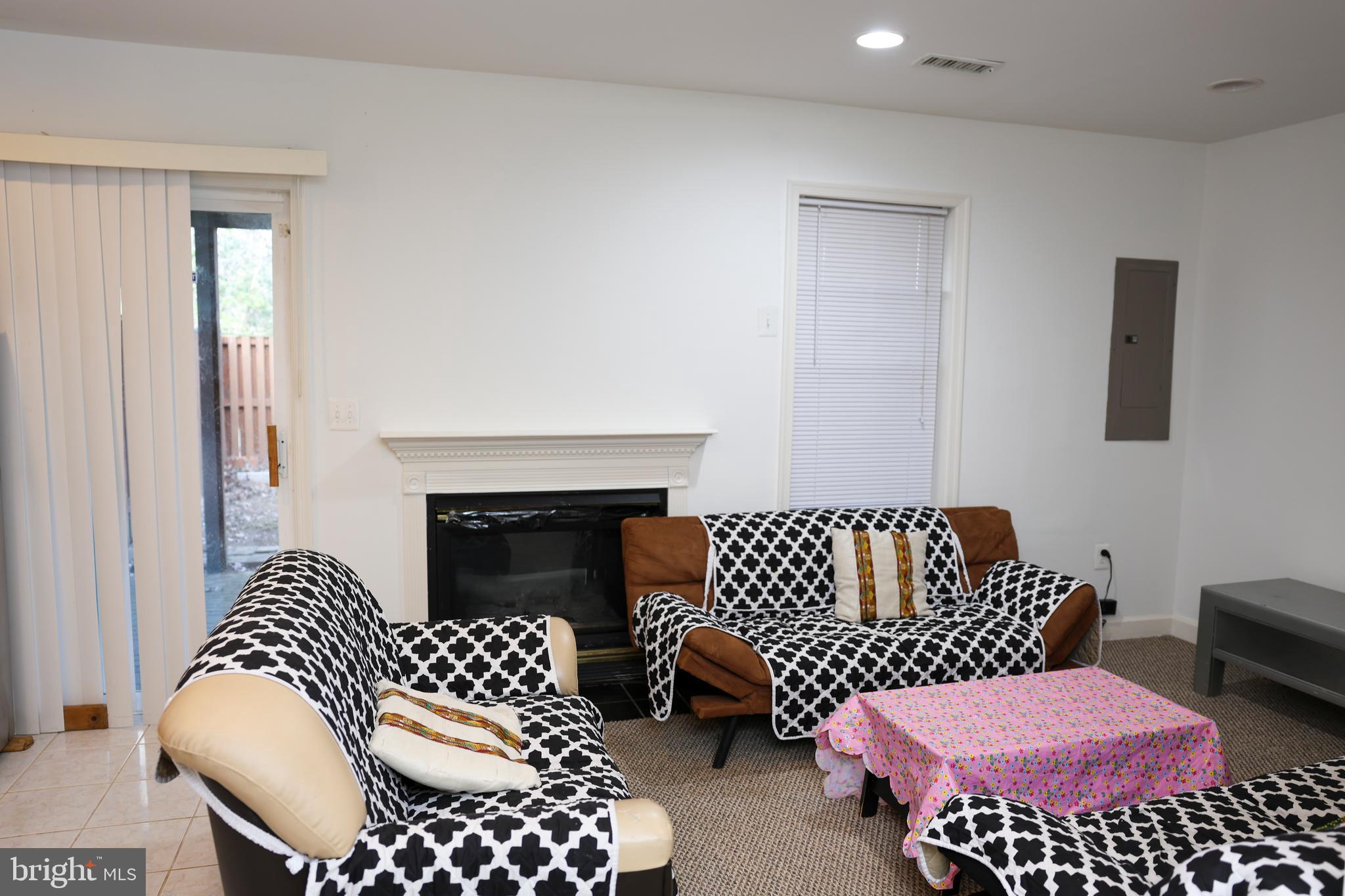 MANASSAS PARK - Residential
