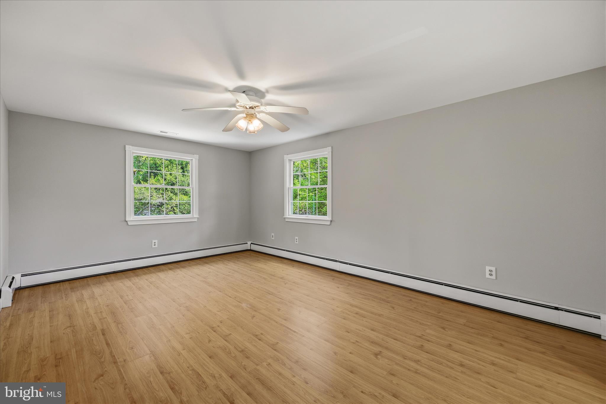 SUNSET KNOLL - Residential