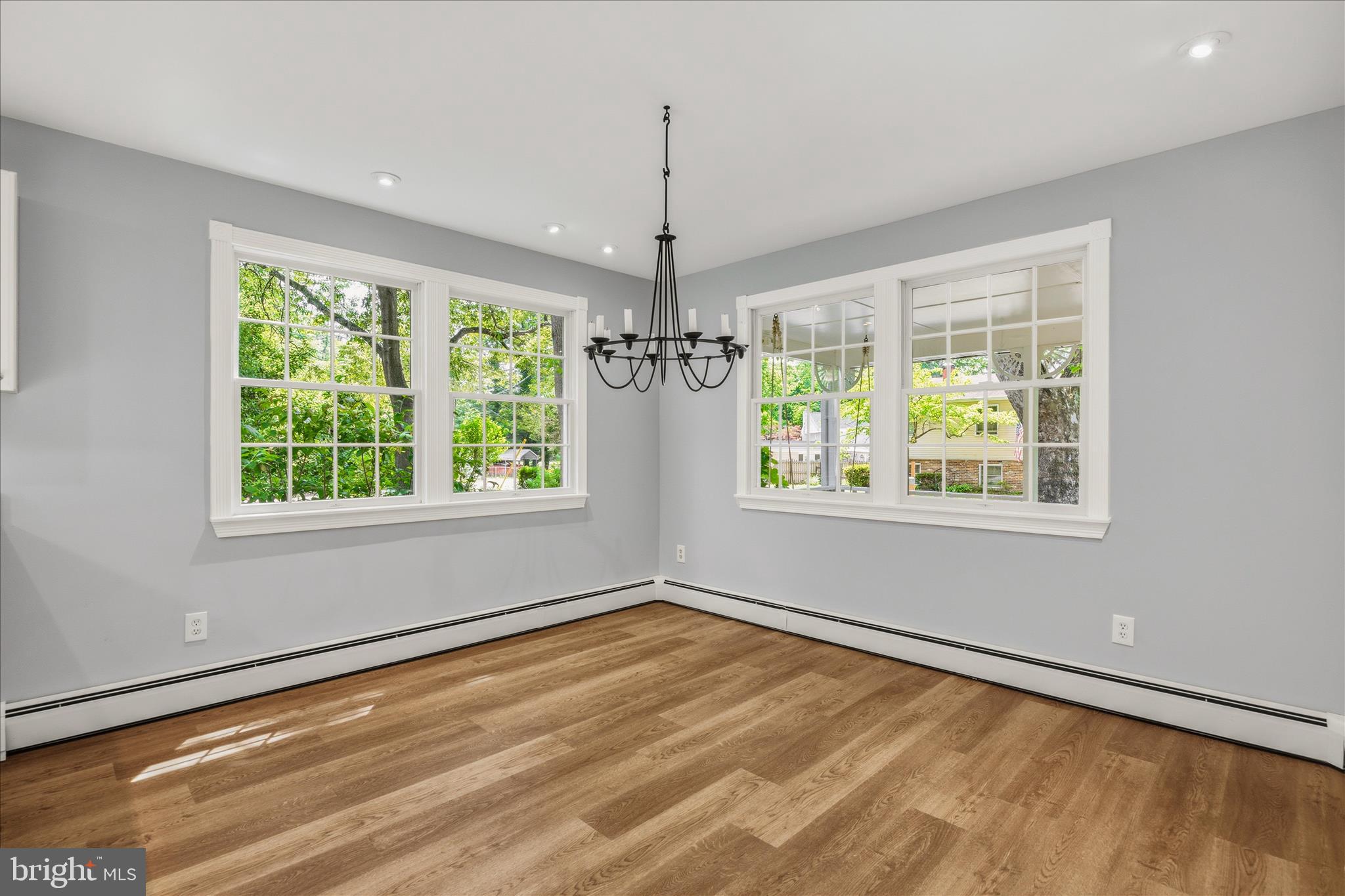 SUNSET KNOLL - Residential