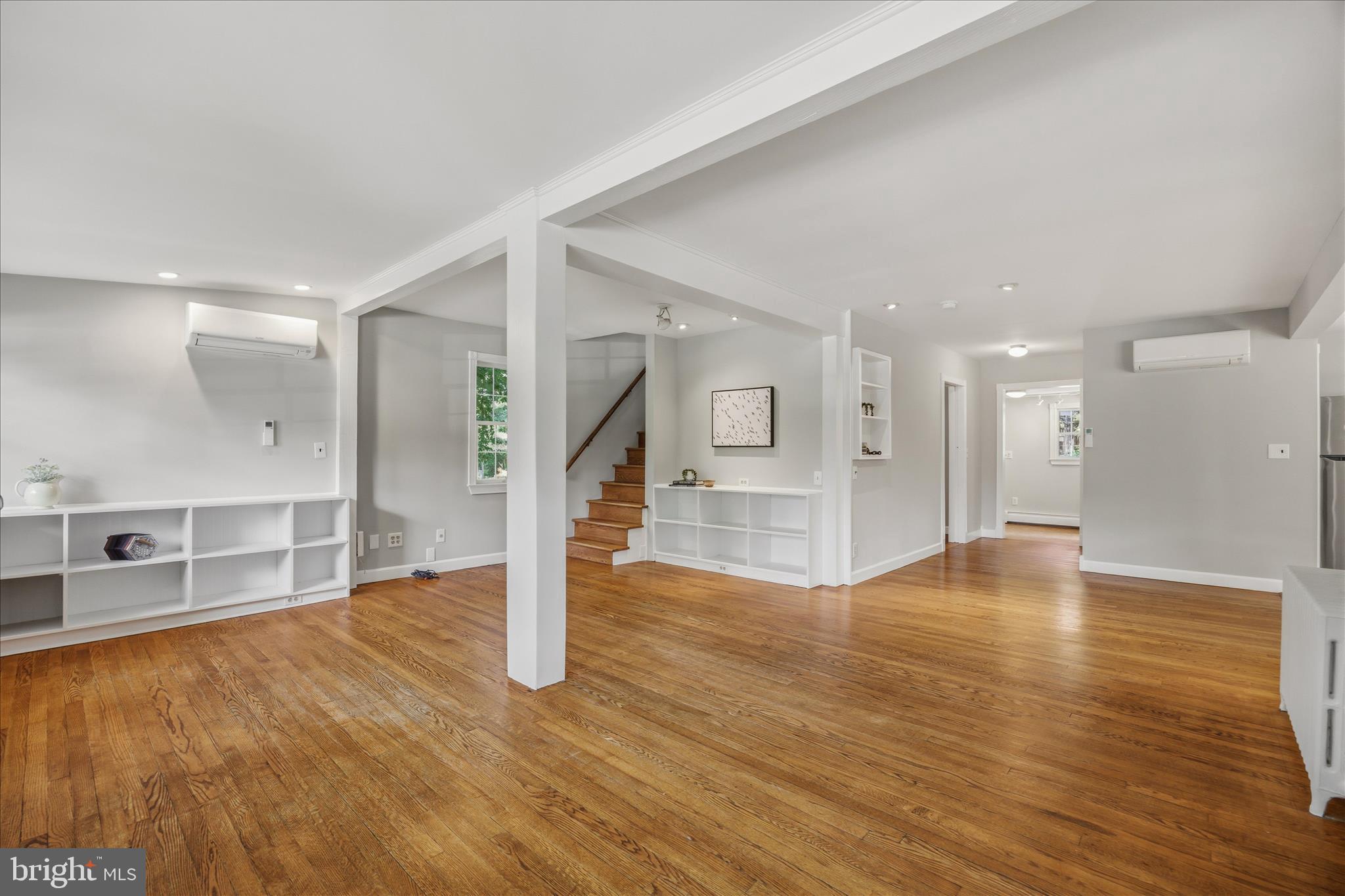 SUNSET KNOLL - Residential