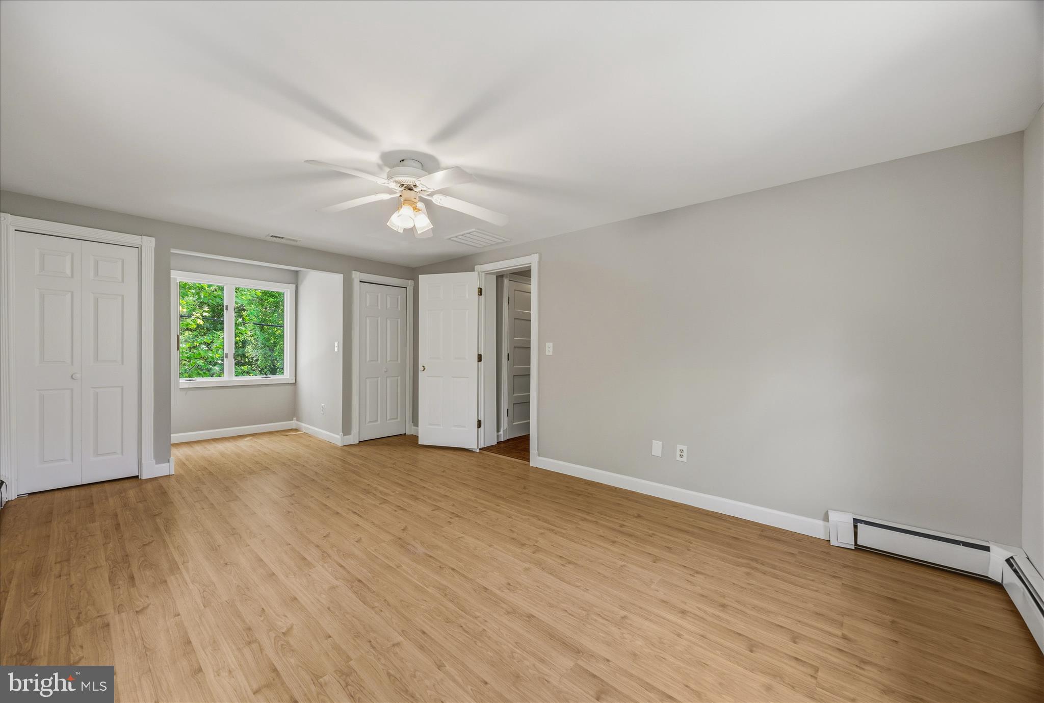 SUNSET KNOLL - Residential