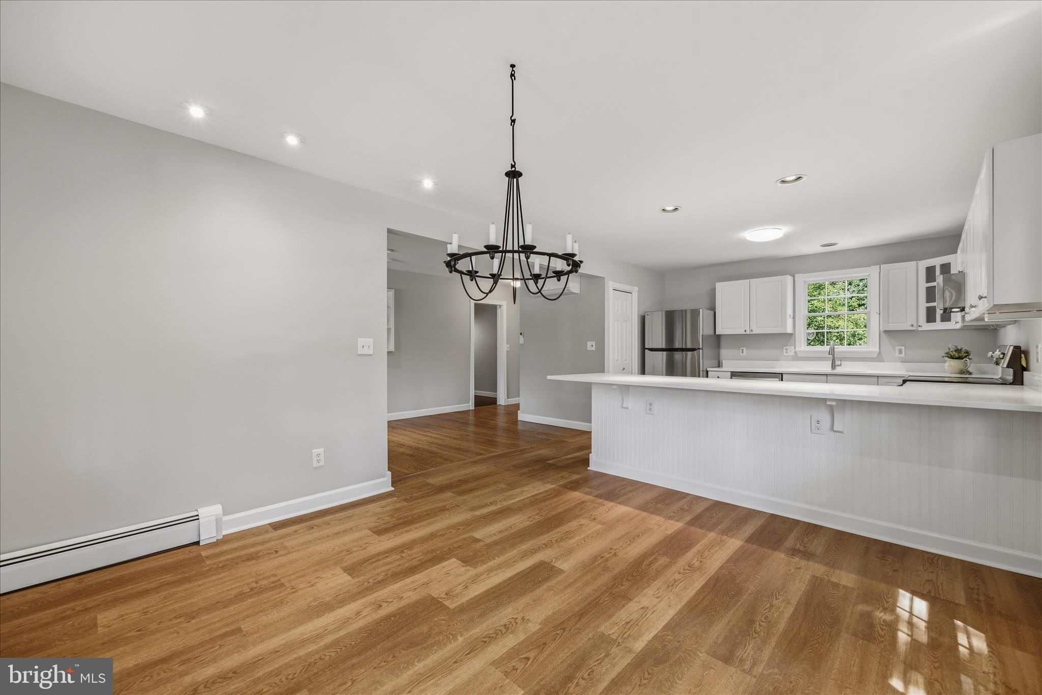 SUNSET KNOLL - Residential