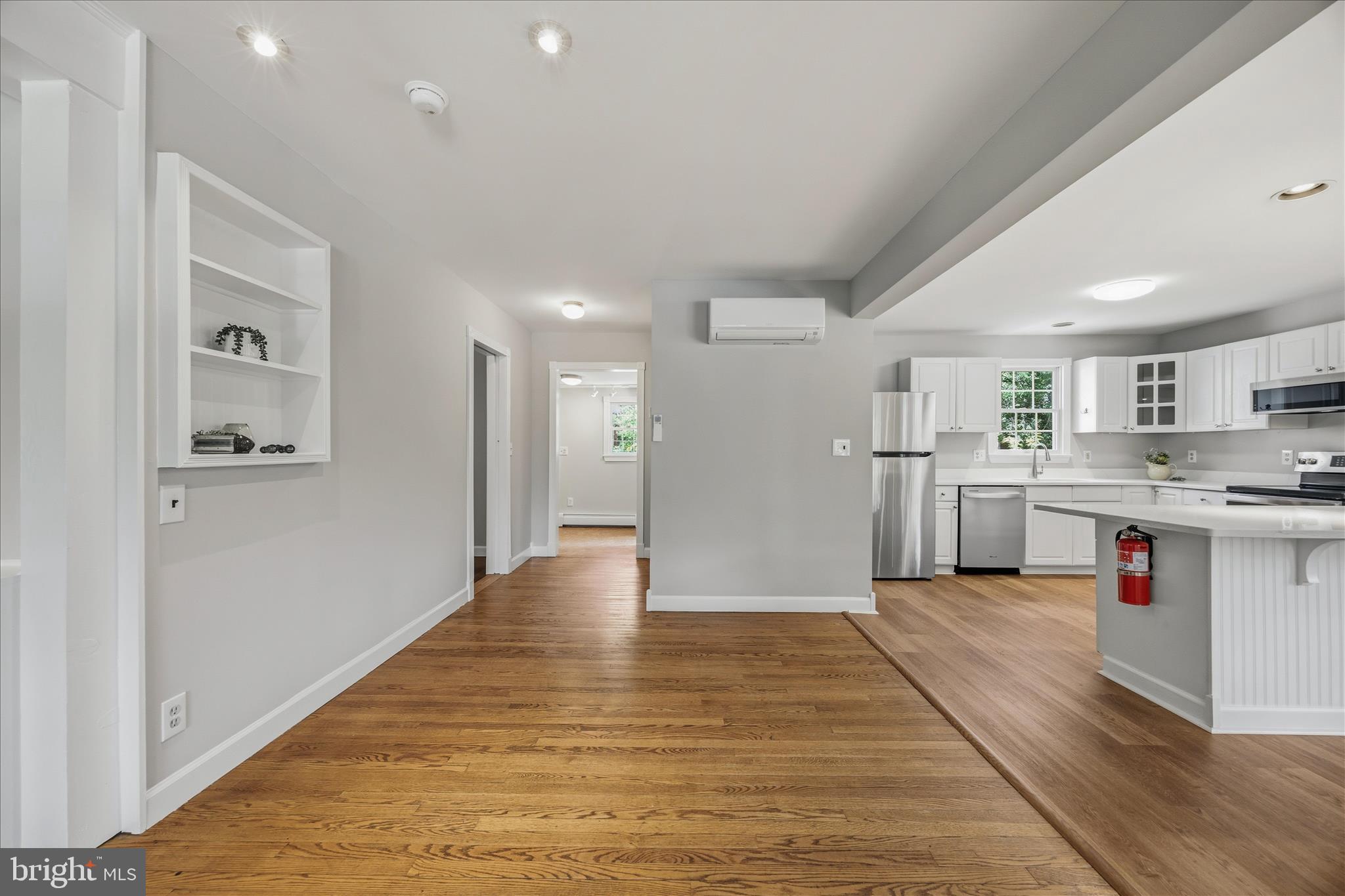 SUNSET KNOLL - Residential