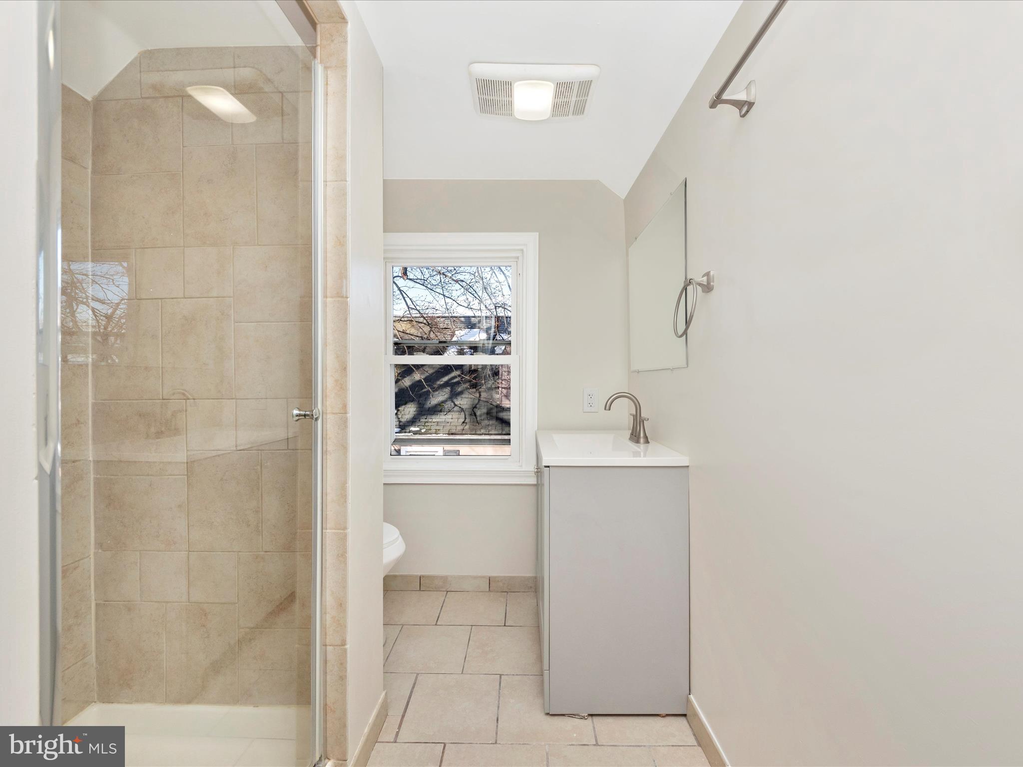 EDGEWOOD PARK - Residential