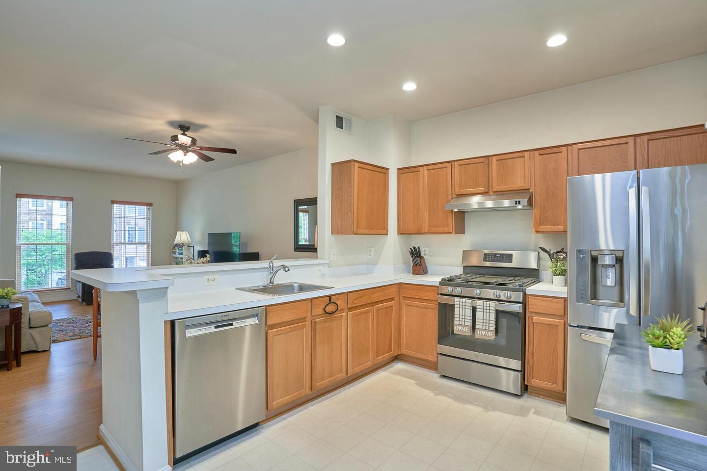 STONE RIDGE - Residential Lease