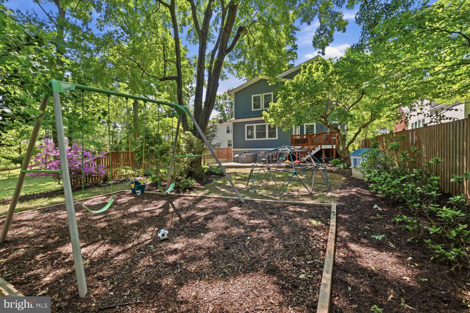 OAKLAND TERRACE - Residential