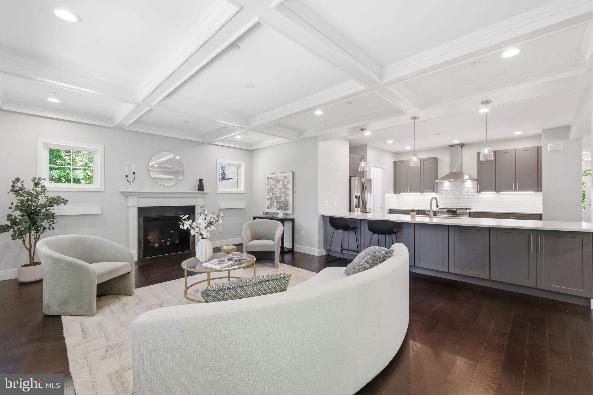 OAKLAND TERRACE - Residential